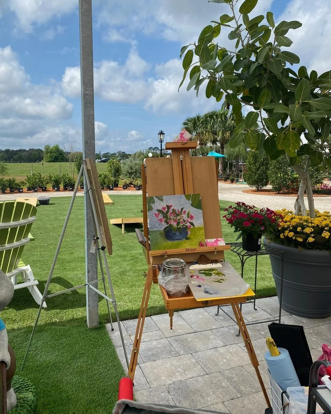 🌸🎨 Sip, shop, and support the arts this Saturday! 🎨🌸

@thegardenshopatselectgrowers is the backdrop for a wonderful outdoor fundraiser supporting the @museumofartdeland . Experience a day filled with creativity, community spirit, and garden beaut