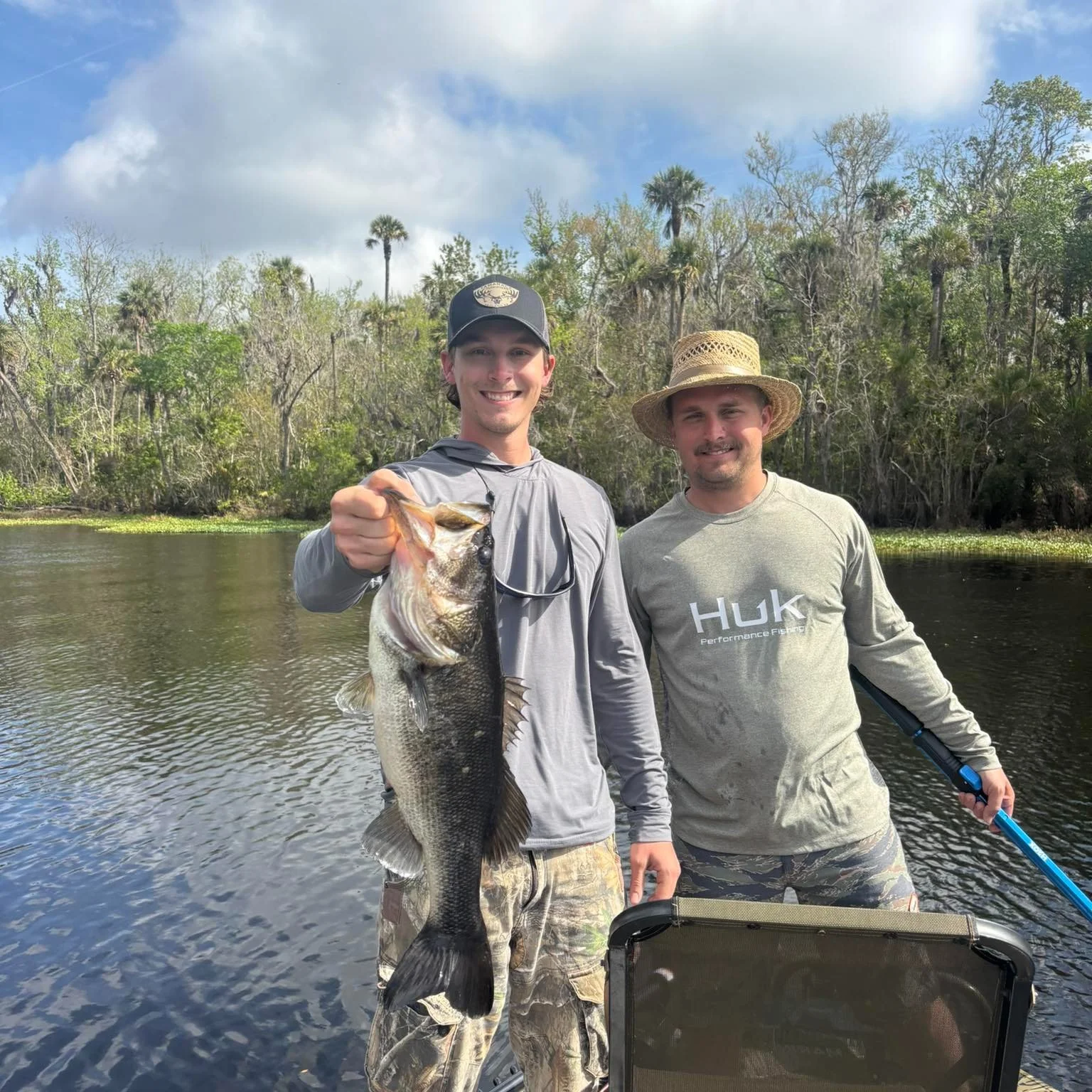 🎣 Fishing Report: St. Johns River, Highland Park Fish Camp

The bass are biting on the St. Johns River! The Martin family continued a generations-long tradition at Highland Park Fish Camp, putting several beautiful, healthy bass in the boat, includi