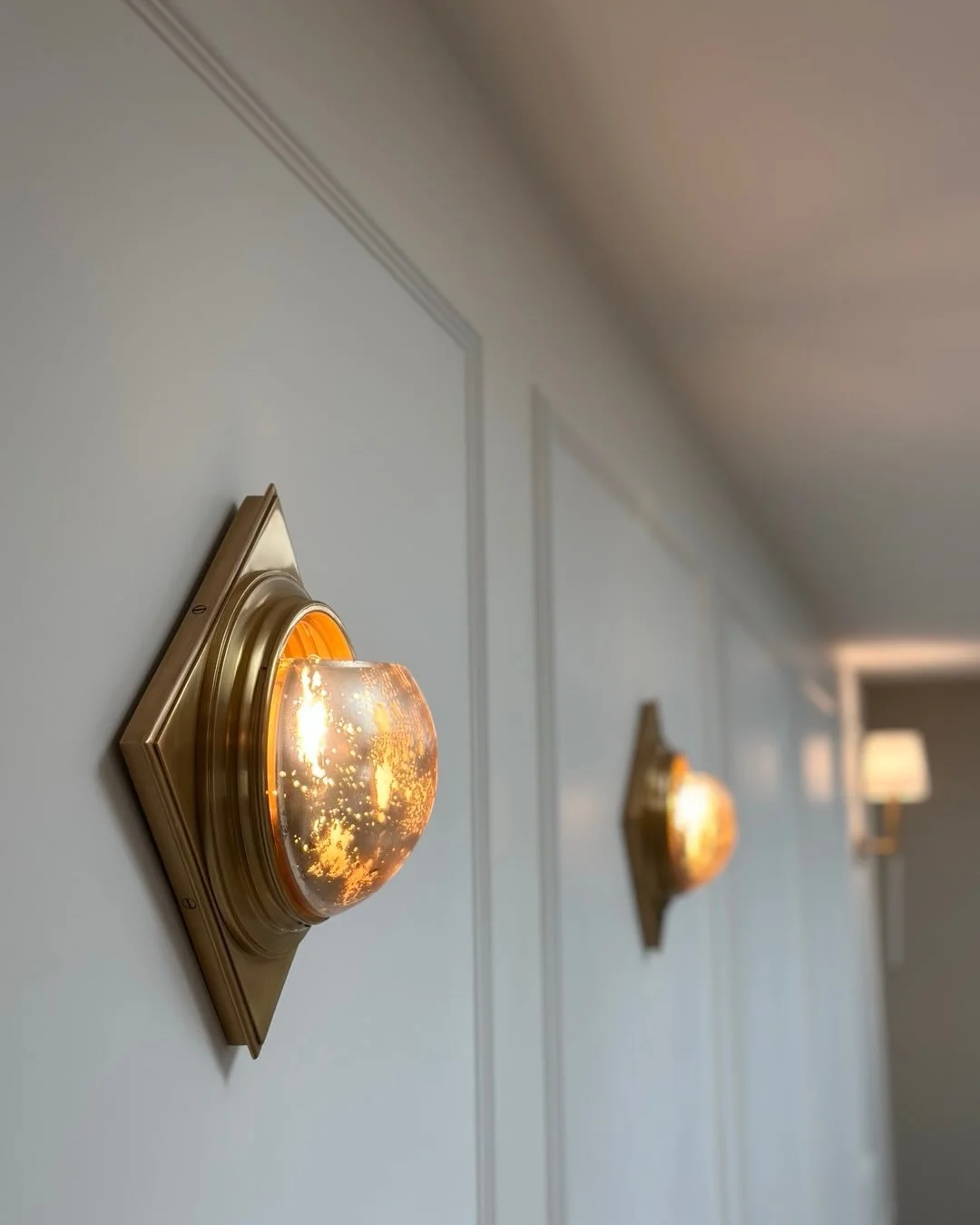 Epic lighting is our jam 🫶

#elevated #lighting #timelesselegance #thecuratedhome #wealldeservetolivebeautifully