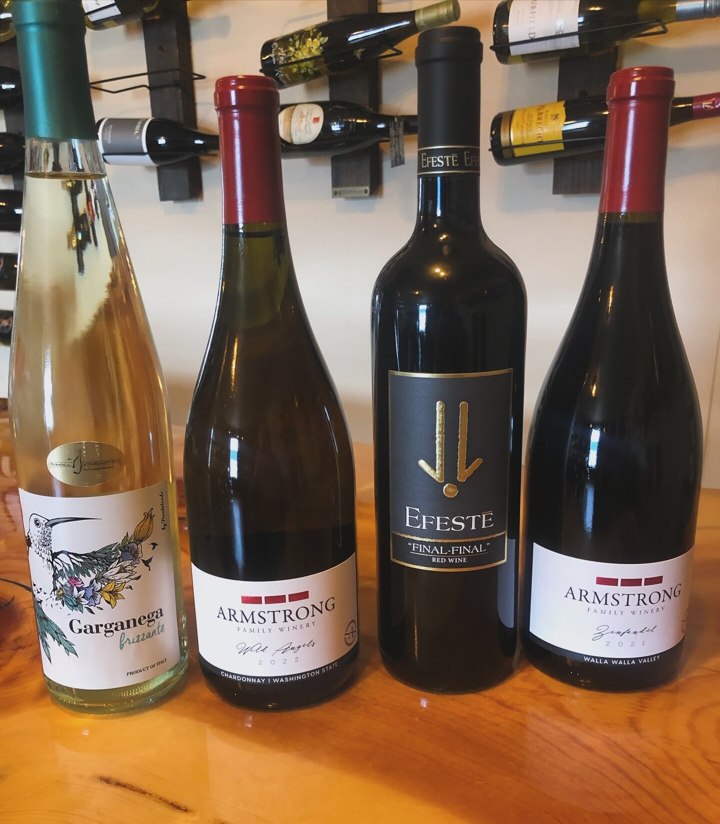 This weeks #winewednesday lineup is here!🎉 We will have Ruth, from Armstrong winery, joining in on the fun as we showcase their Chardonnay and Zinfandel. See you Wednesday from 4-7 in the wine room🍷🥩🤍