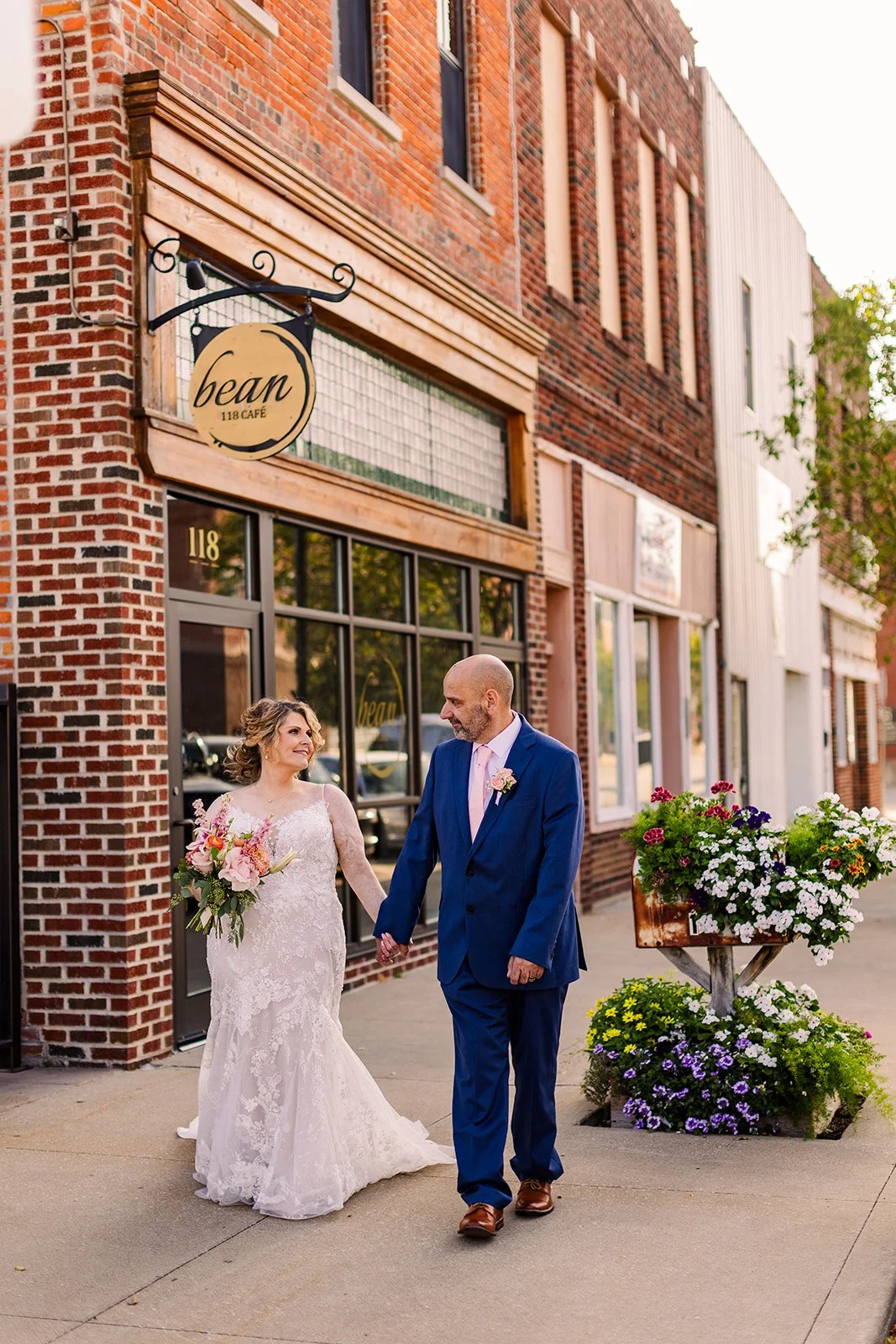 Schneiderheinze Wedding Previews-47 (1).jpg