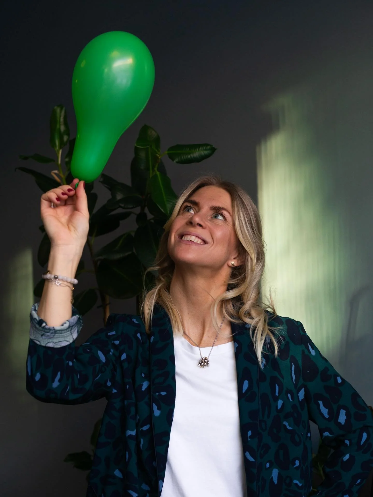 Det b&ouml;rjade som ett skit&aring;r. 💩
D&auml;rf&ouml;r b&ouml;rjar jag om idag! 🙋🏼&zwj;♀️ 
S&aring; - GOTT NYTT &Aring;R k&auml;ra v&auml;nner! 🥳 

📆 Enligt den kinesiska tidsr&auml;kningen skiftar kalendern fr&aring;n Ormens &aring;r til