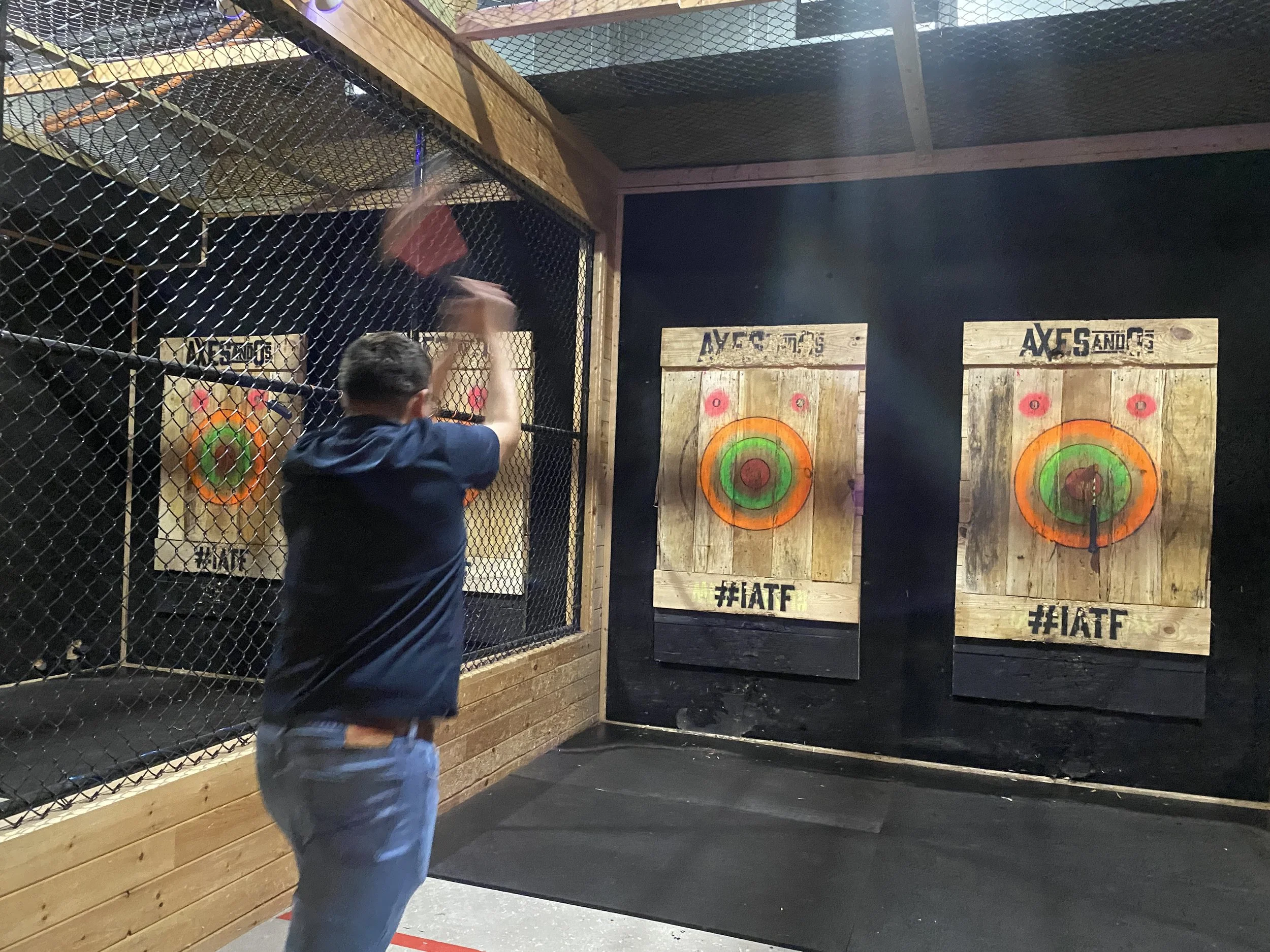 FOTO Axe Throwing w DFM Adam Throw 2025-08-14 MER 103.JPG