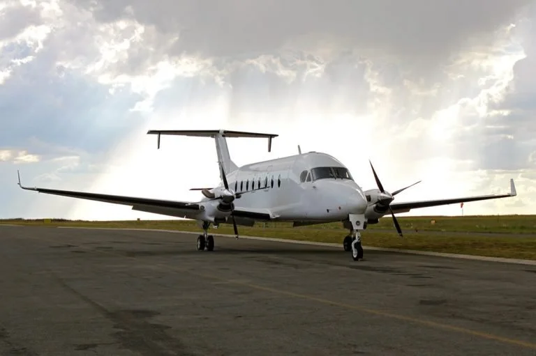 BEECHCRAFT-1900D-768x511.jpg