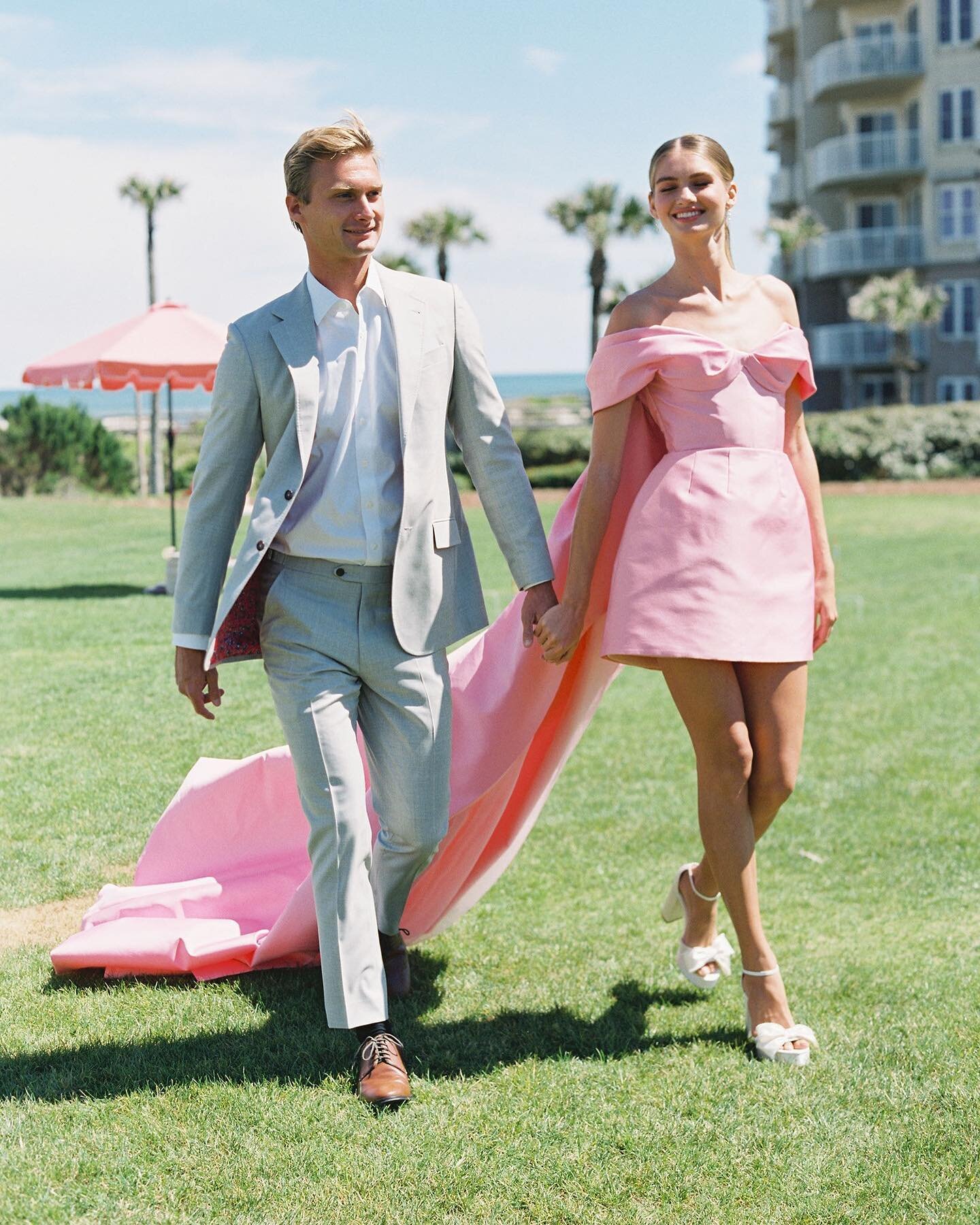 Who&rsquo;s up for a little Croquet &amp; Ros&eacute; welcome party?! 💗 Our real life Barbie and Ken, Emma and Jason, asked for fun - 

We delivered! With hospitality at the forefront of our ethos, process, and design decisions, we bring your guest 