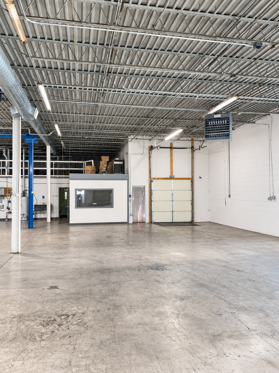 06_Warehouse_Interior_Brightened.png