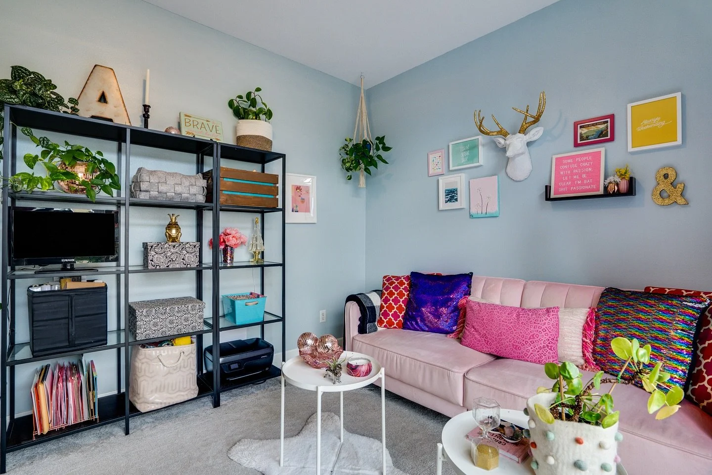 ✨Some exciting personal news to share! We&rsquo;re moving! 🏡Don&rsquo;t worry, we aren&rsquo;t going too far, just a little closer to fam! 

Which meannnssss we&rsquo;re selling our home in Fircrest! If you know anyone looking for a wonderful 3 bed 