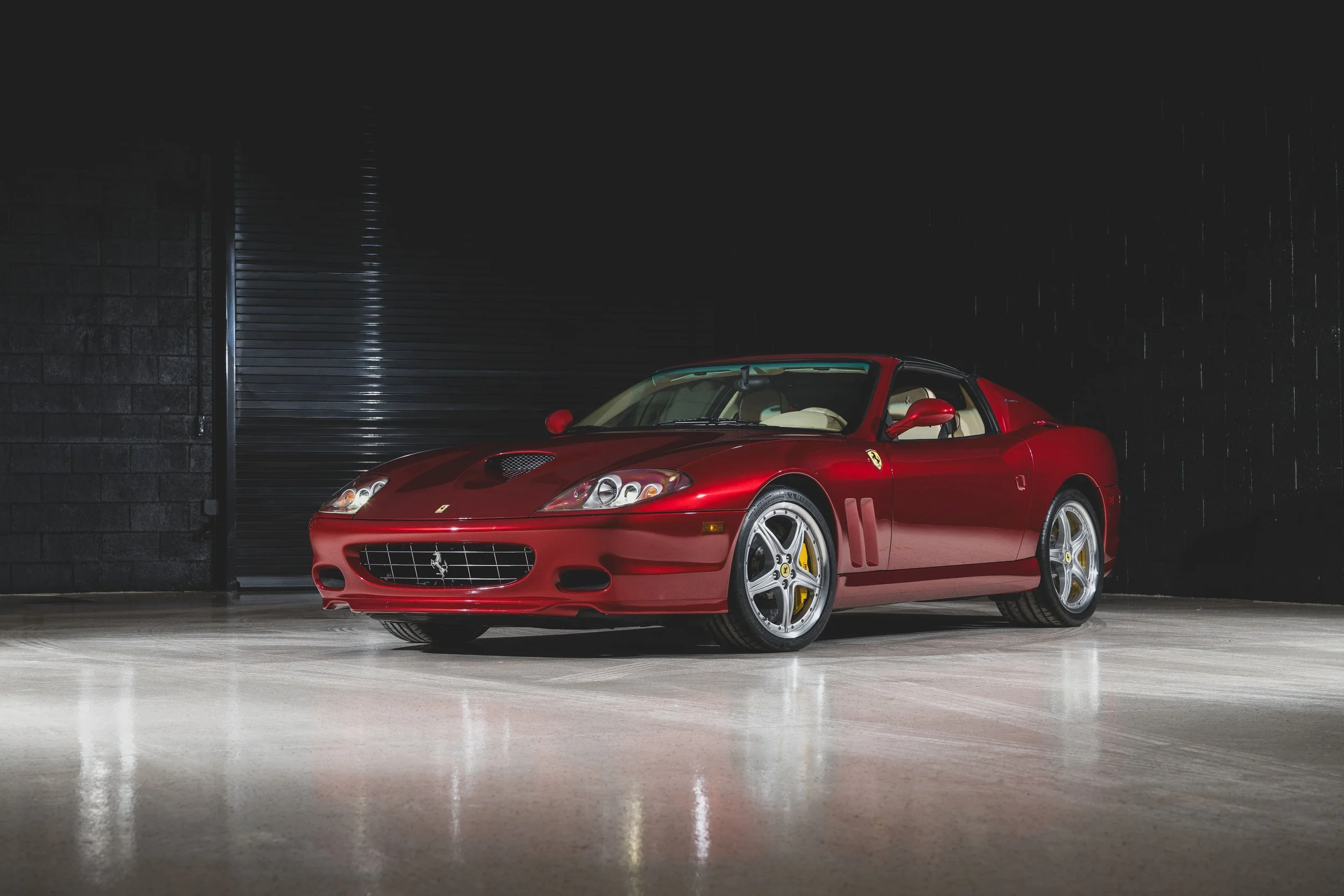 RM SOTHEBY'S MIAMI 2026 - 2005 FERRARI 575 SUPERAMERICA