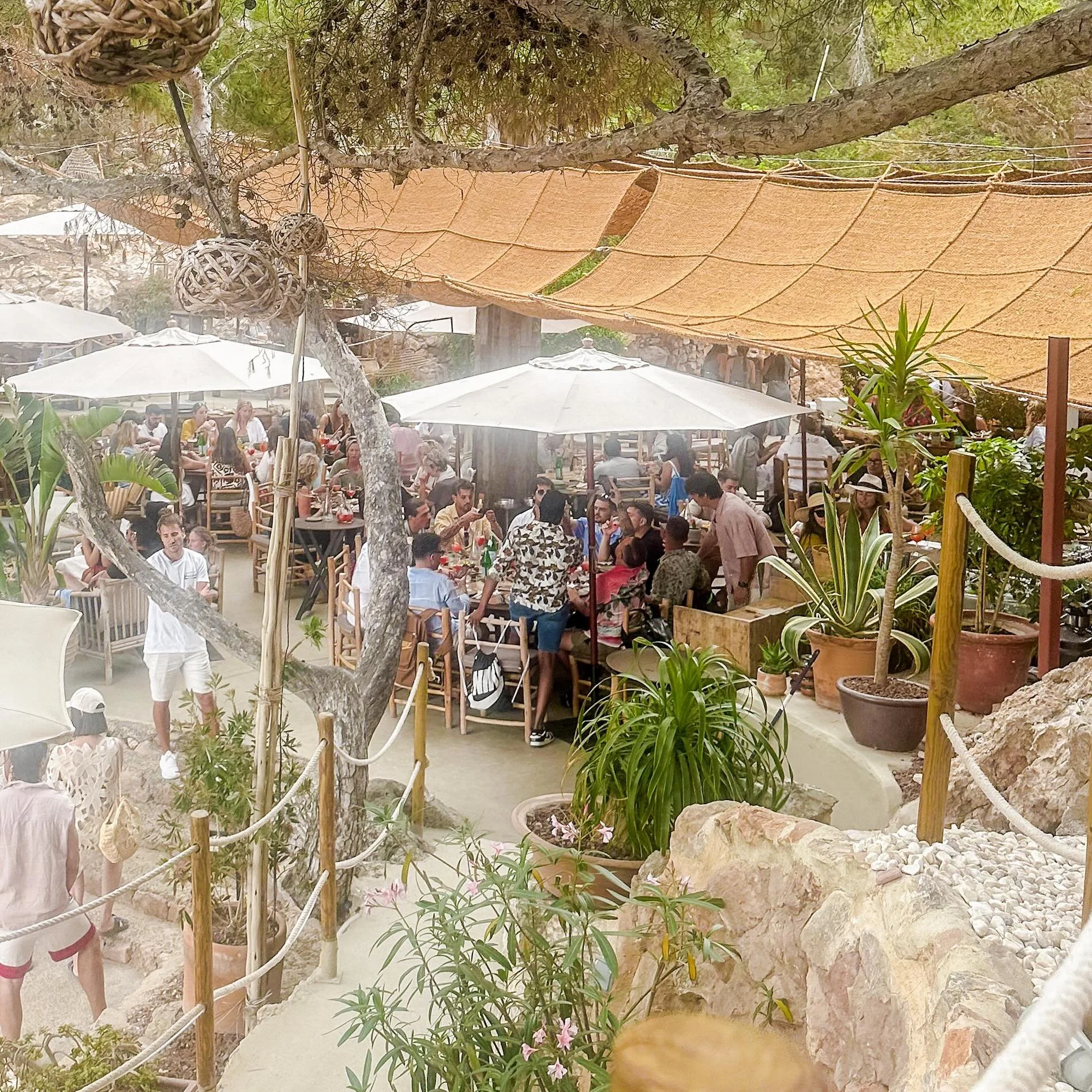 Boho vibes @calagracioneta #Ibiza 🌞