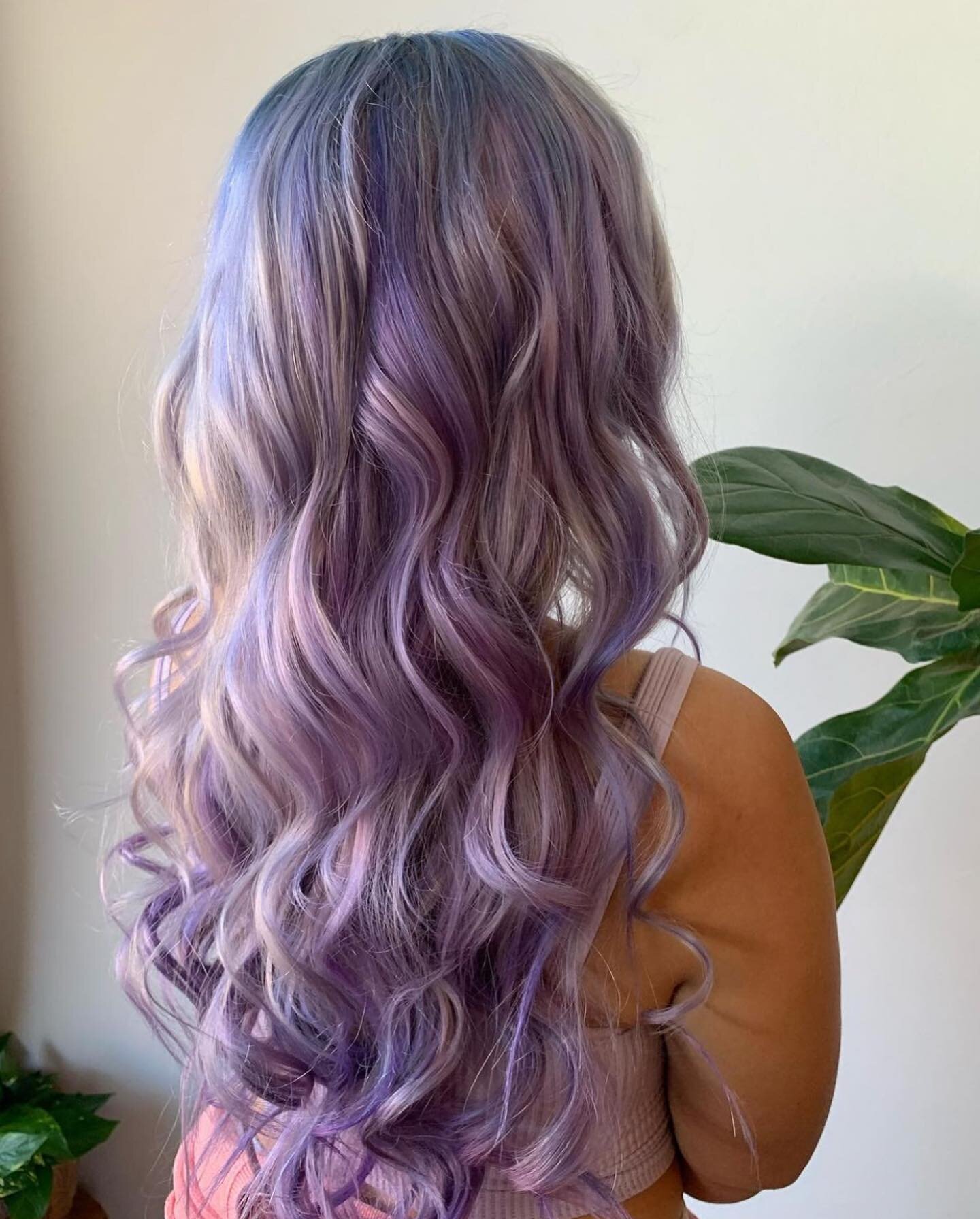 Lilac!!!💜 This phenomenal beauty created by our very own @hairwith.brittany . Amazing.👏