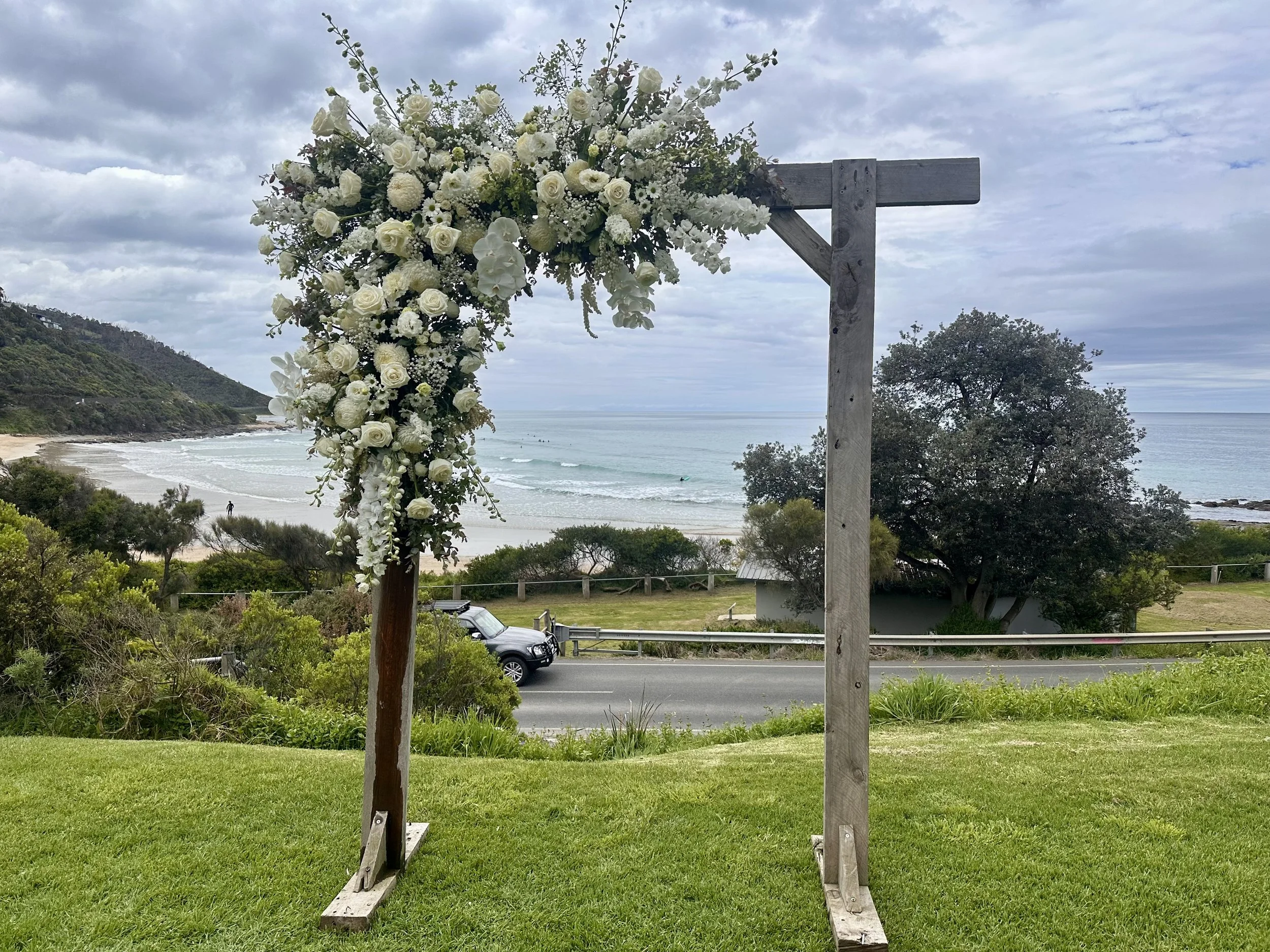 White Wedding Arbor - Wye River Nov'2025