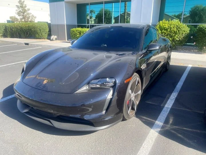 porshe taycan 2.jpg