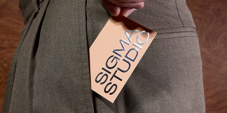 Business Card (Design + Printing)