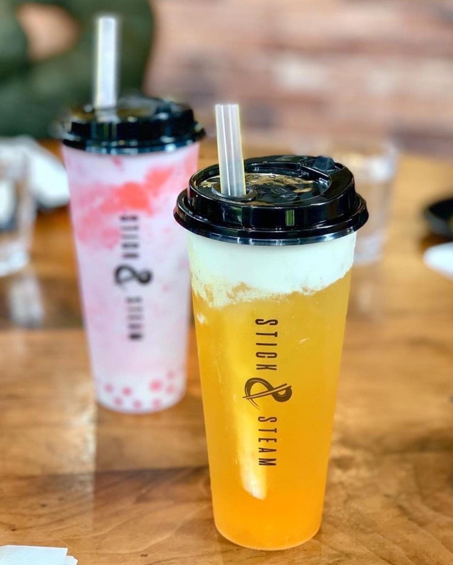 Get one for you and one for her, just in case. #stickandsteam

Strawberry Explosion &amp; Jasmine Green Tea 
w/ Crema 🍓🍵

&mdash;
📸 Charmaine L.