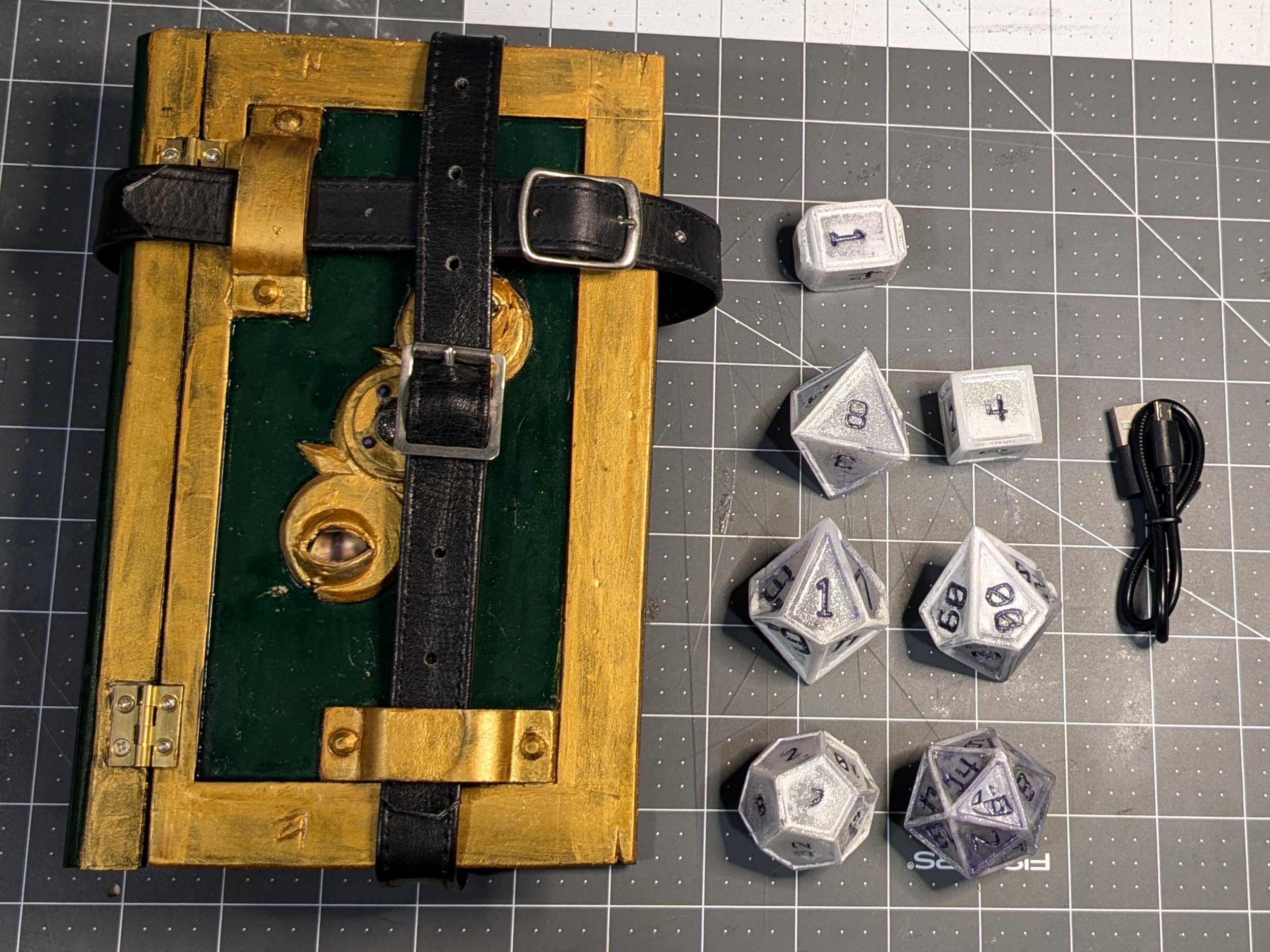 05 - Scale Open.jpg