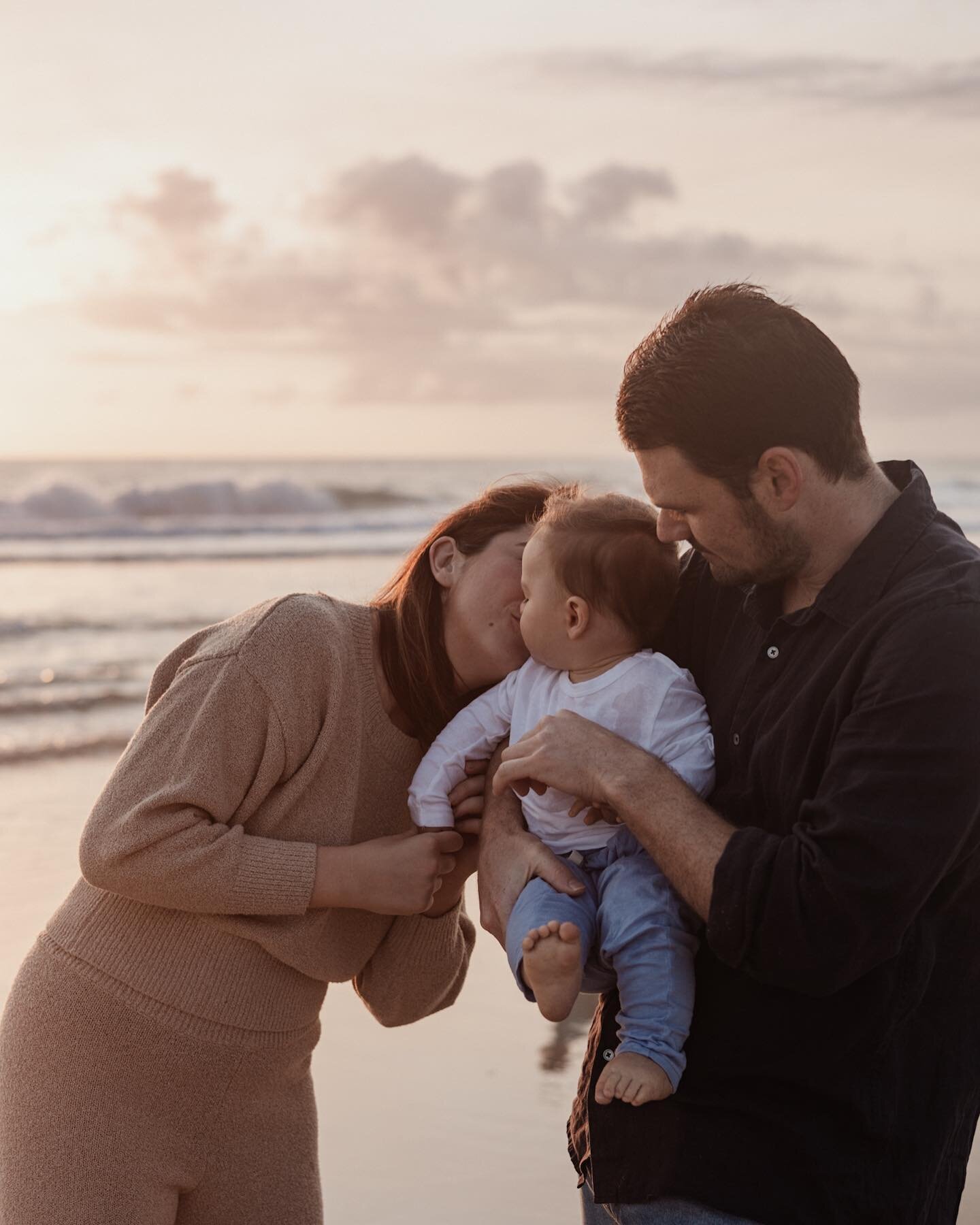 Those moments &amp; details you want to remember 🥹.

For me it&rsquo;s the chubby fingers and wrist rolls that truely marks the baby and toddler years. It&rsquo;s also the way they light up at the sight of your smile or when they see your face unexp