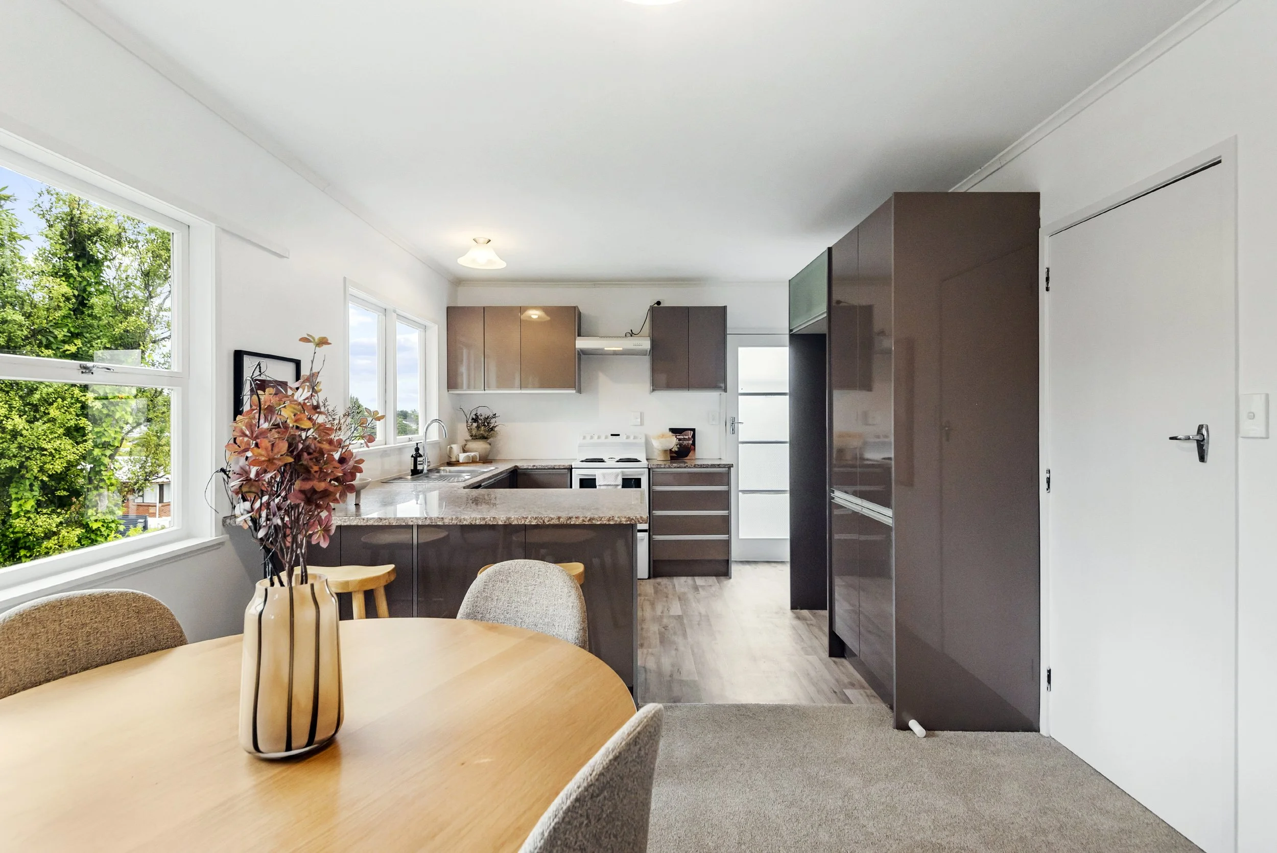 41 Knightsbridge Dr-15.jpg