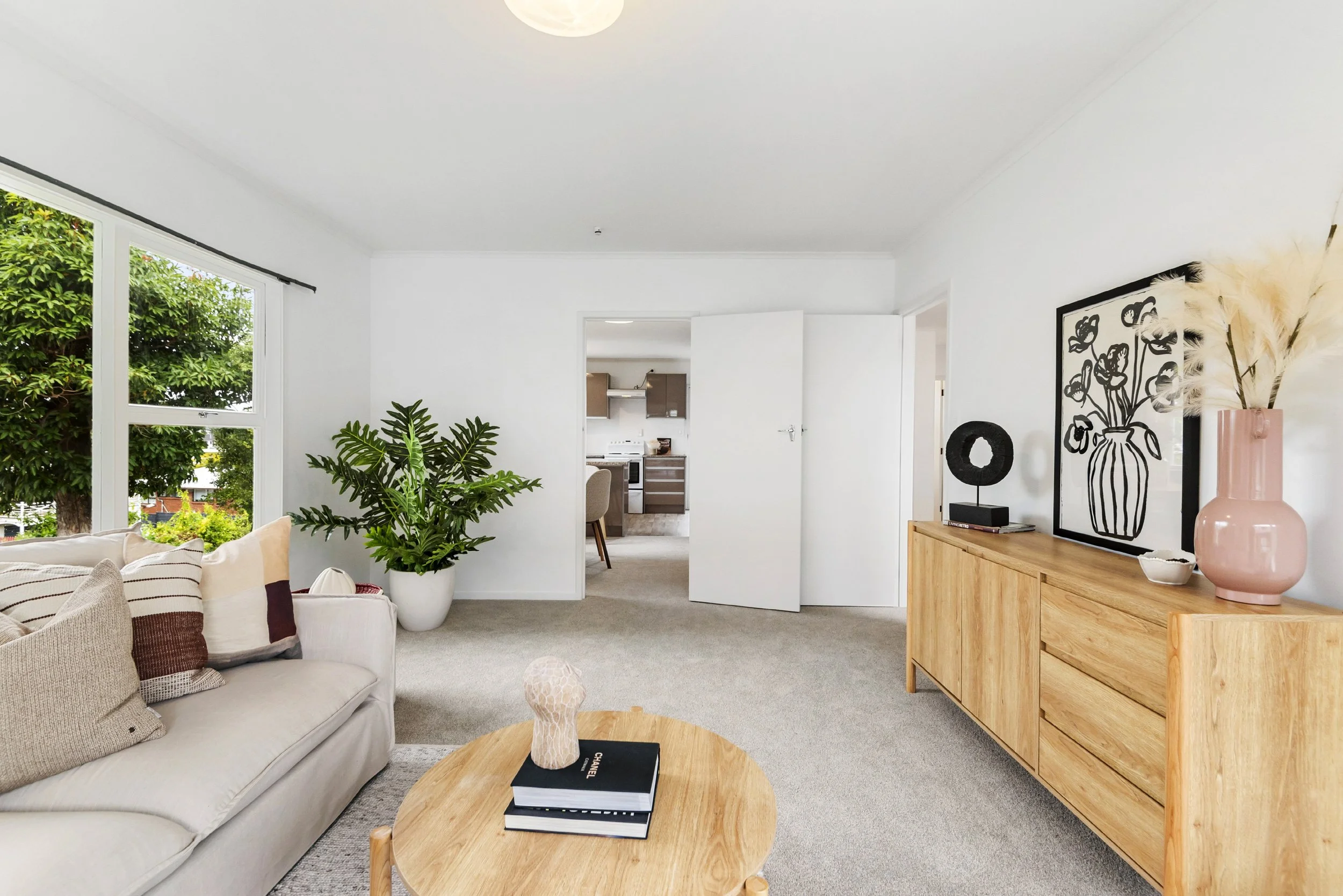 41 Knightsbridge Dr-12.jpg