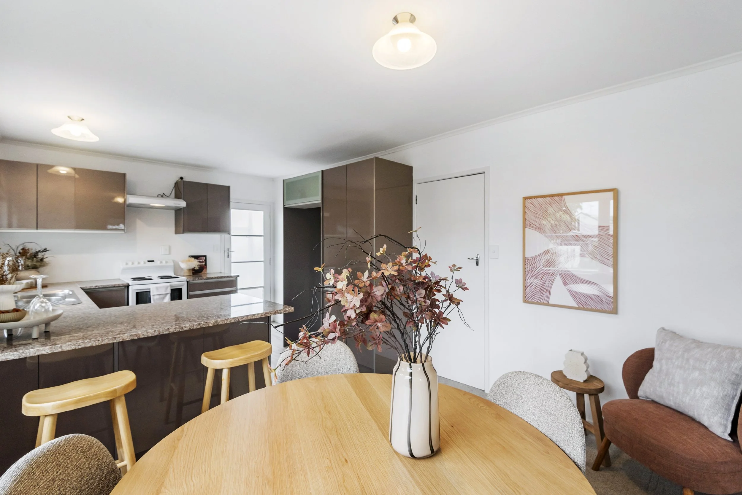 41 Knightsbridge Dr-14.jpg