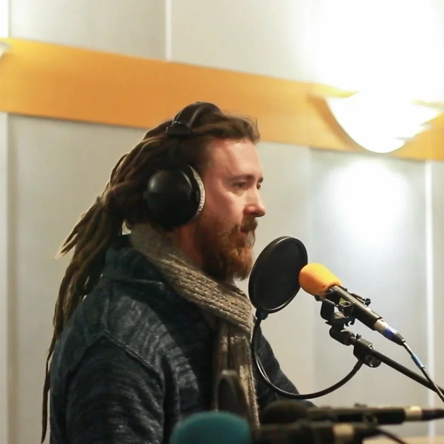 &quot;It's strange to realise how almost radical that experience feels nowadays. To sit still with one piece of music and let it unfold exactly as intended.&quot; 

A few thoughts on listening, long-form albums and libraries. If you take two minutes 