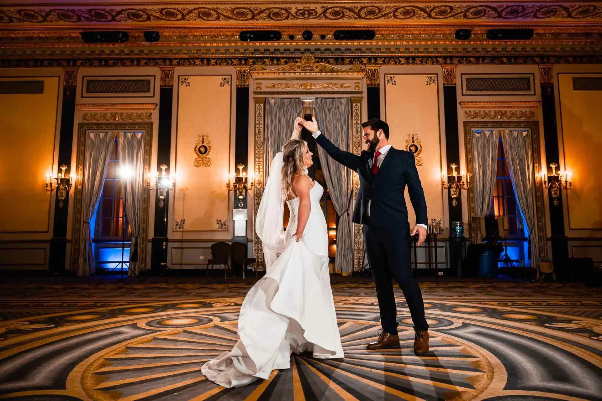 Palmer-House-Hotel-Chicago-Engagement-Proposal-Wedding-2.jpg