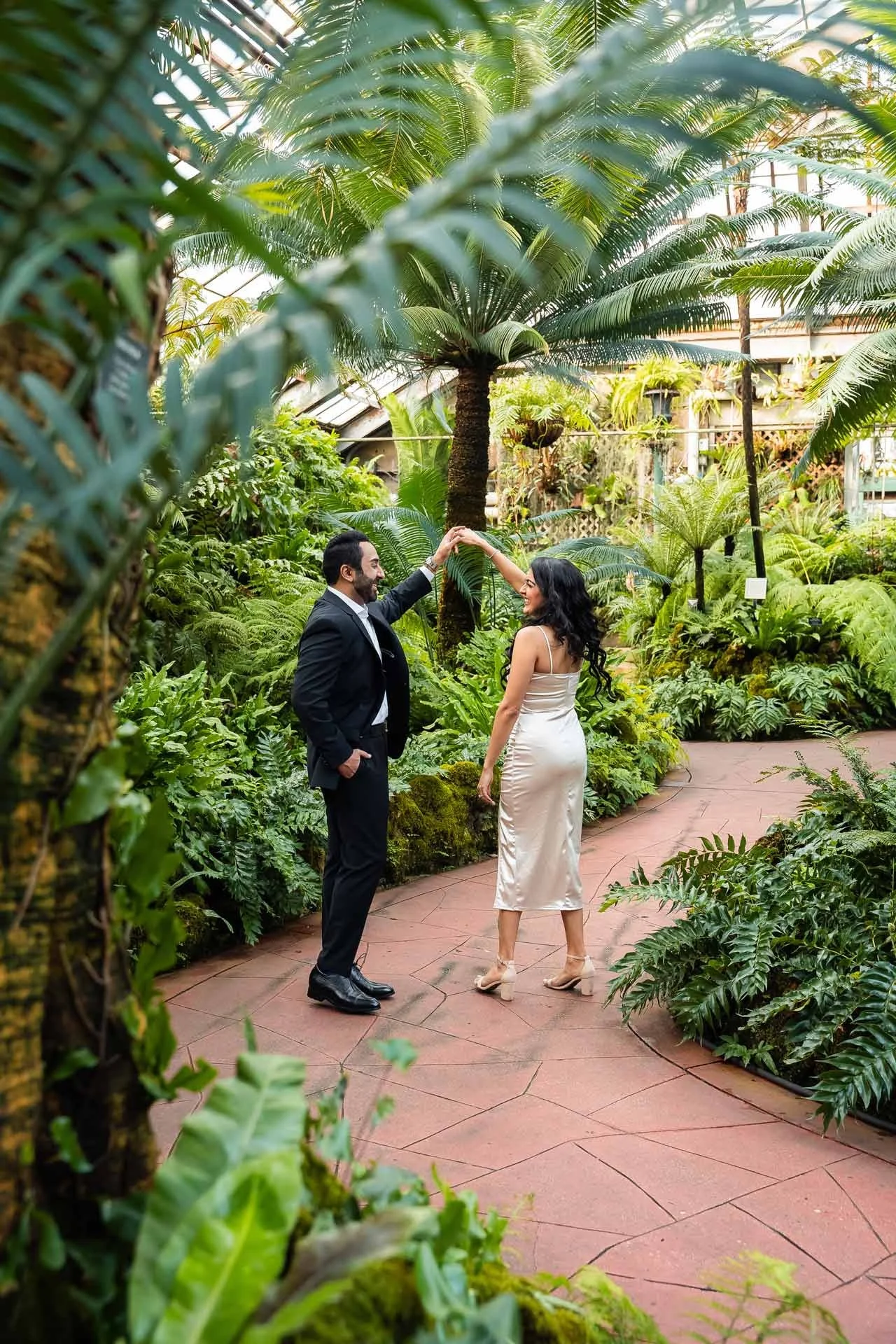 How to Propose at The Lincoln Park Conservatory Chicago — Caleb How to Propose at The Lincoln Park Conservatory Chicago — Caleb