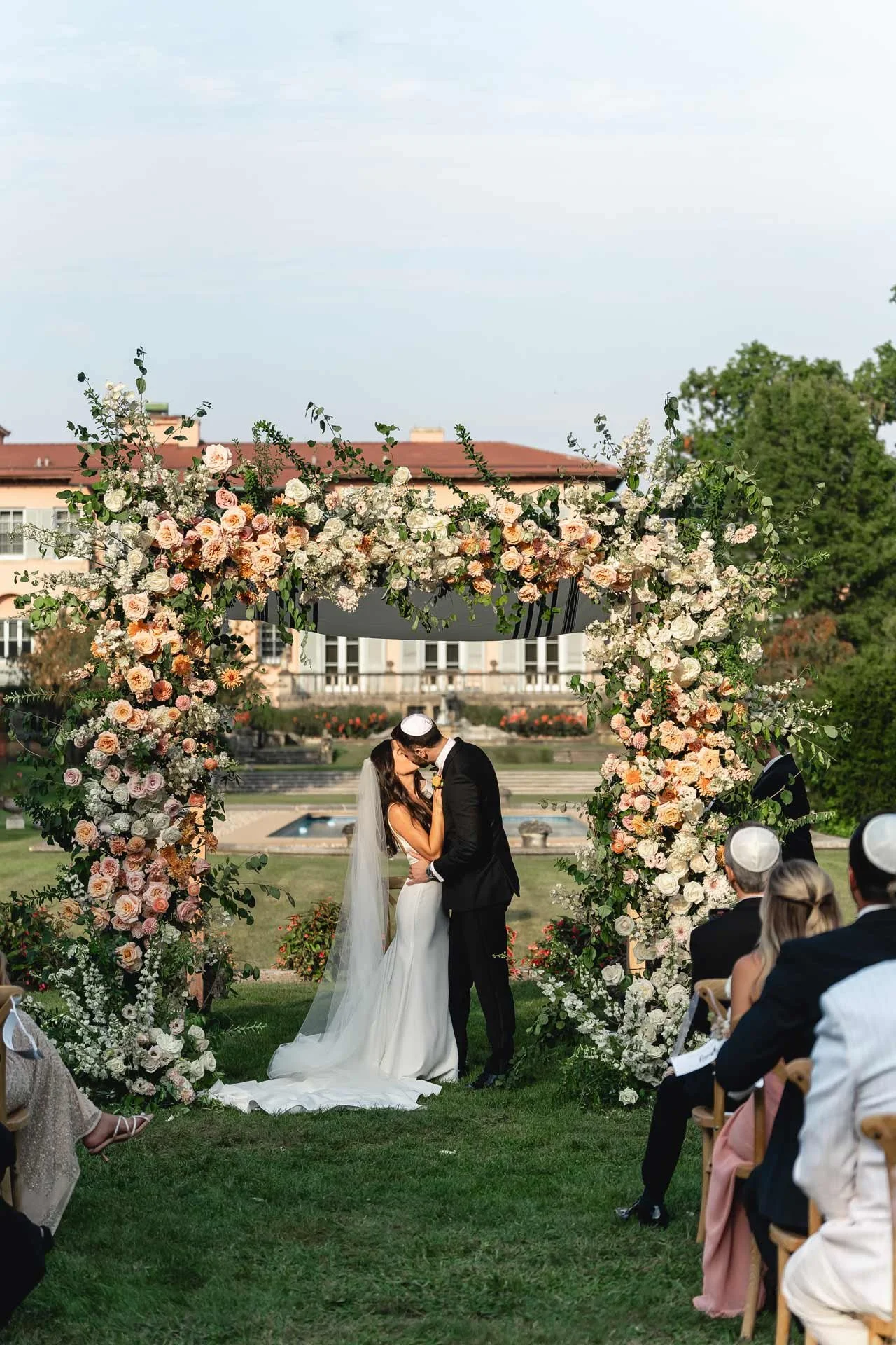Cuneo-Mansion-and-Gardens-Wedding-photography17.jpg