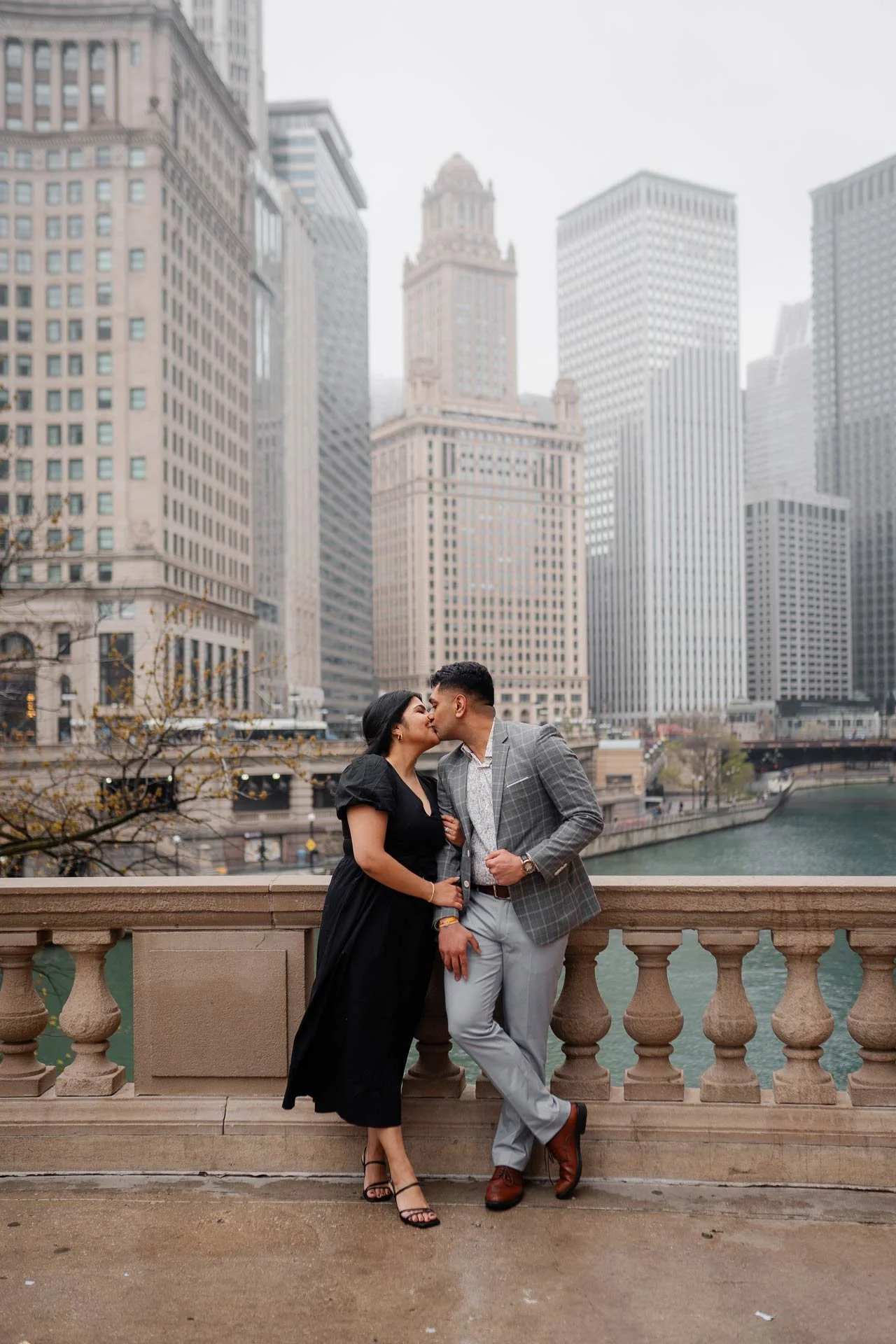 How to Propose on the Chicago Riverwalk