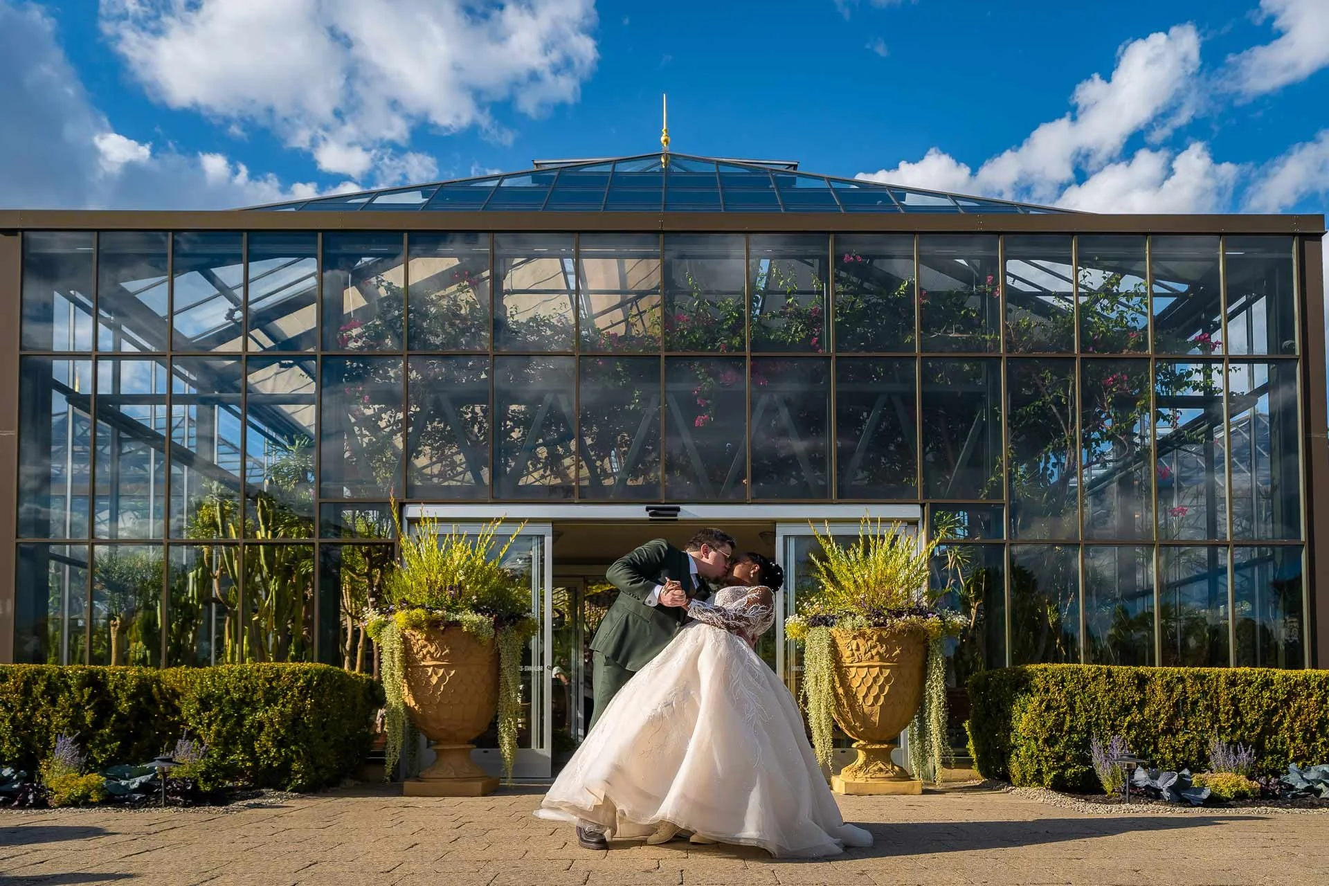 The-Planterra-Conservatory-Detroit-Wedding-photography17.jpg