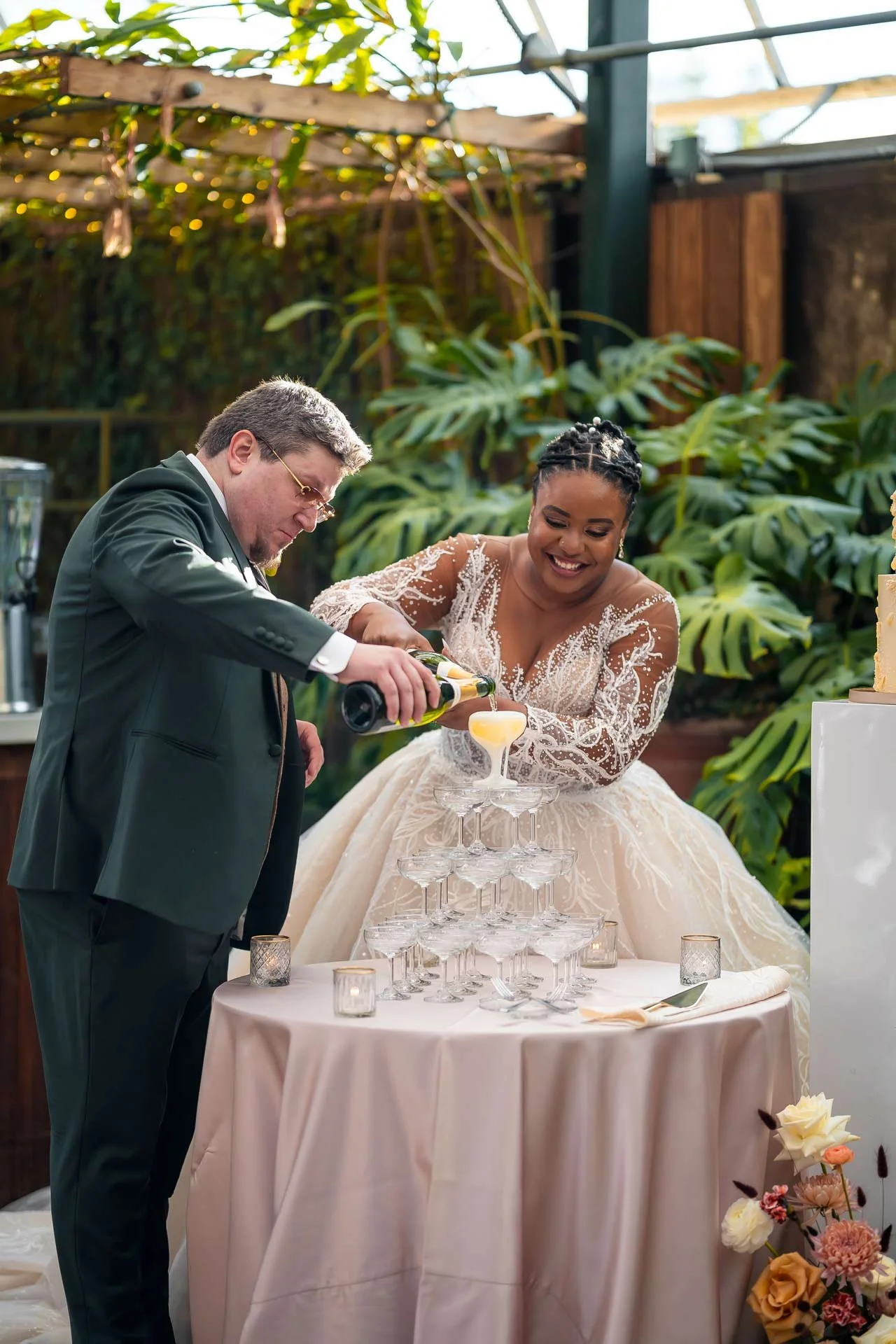 The-Planterra-Conservatory-Detroit-Wedding-photography19.jpg