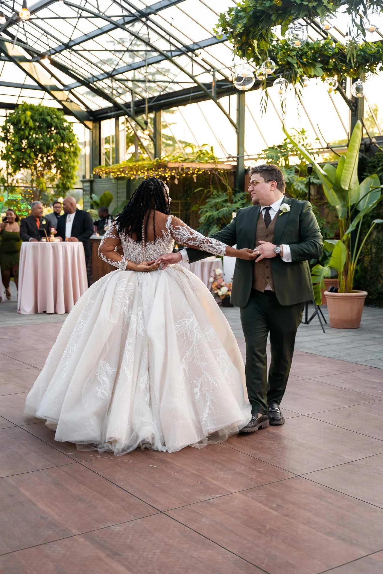 The-Planterra-Conservatory-Detroit-Wedding-photography30.jpg