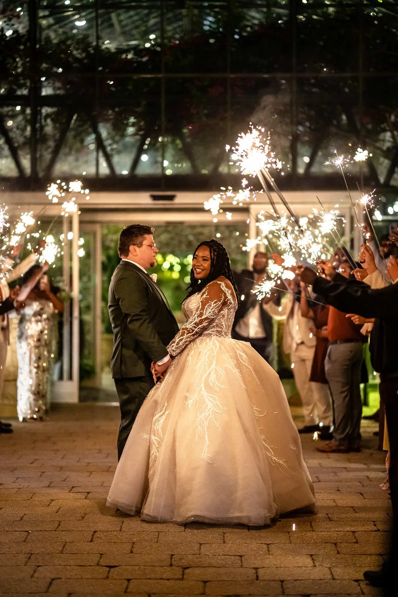 The-Planterra-Conservatory-Detroit-Wedding-photography32.jpg