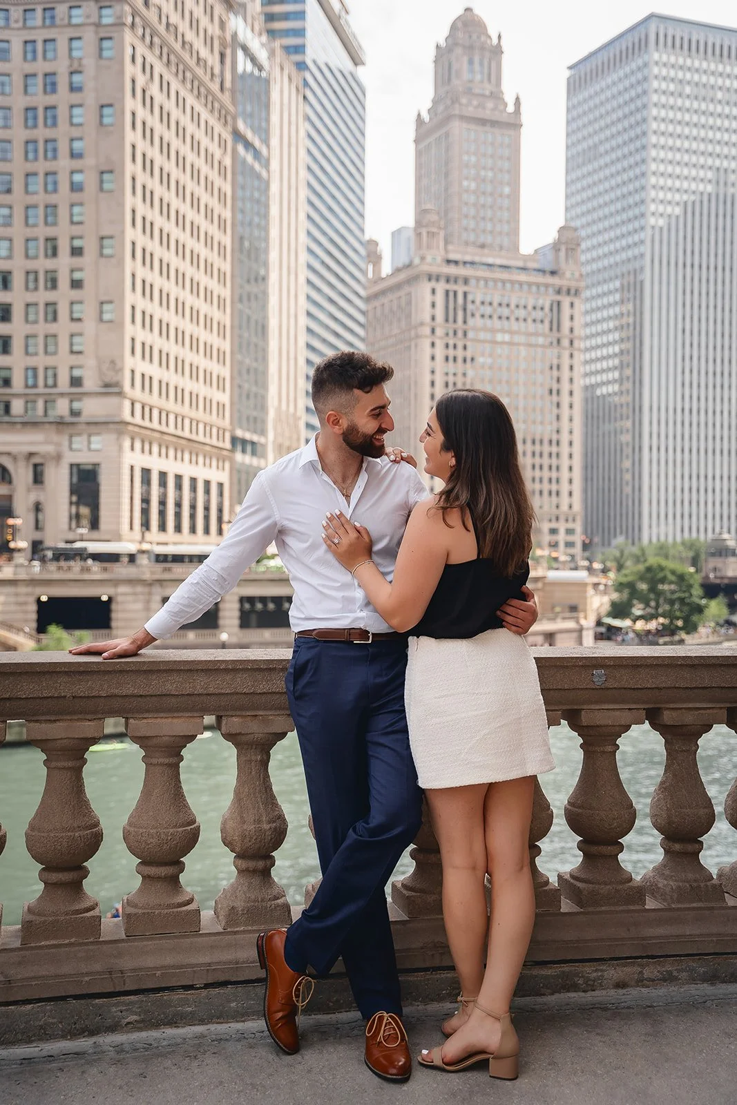 Chicago-Riverwalk-Proposal-Engagement-1.jpg