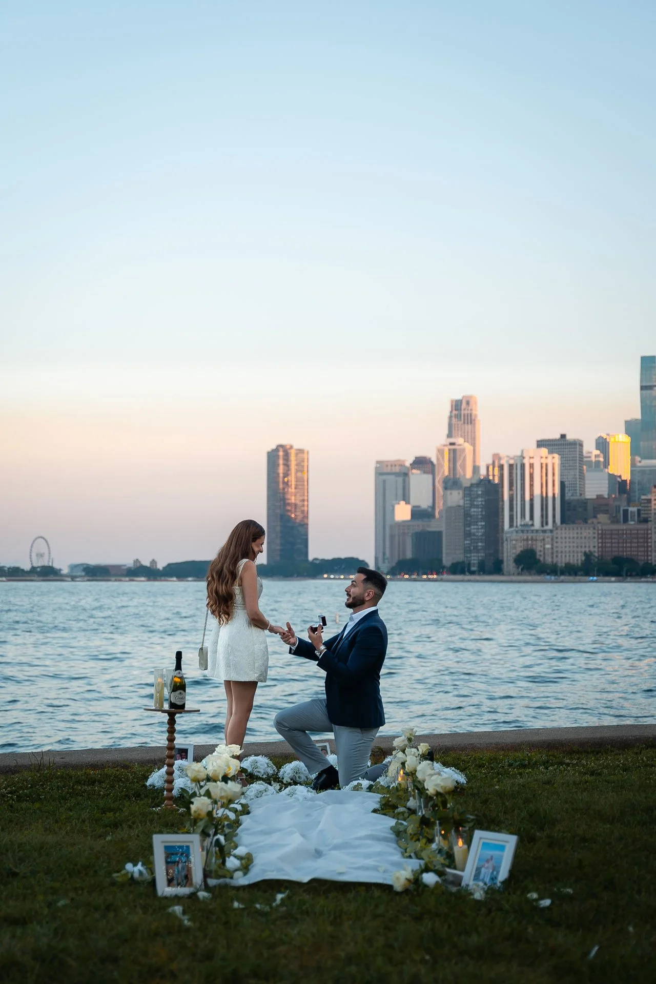 What to Wear Engagement Photos in Chicago Caleb schaftlein photography