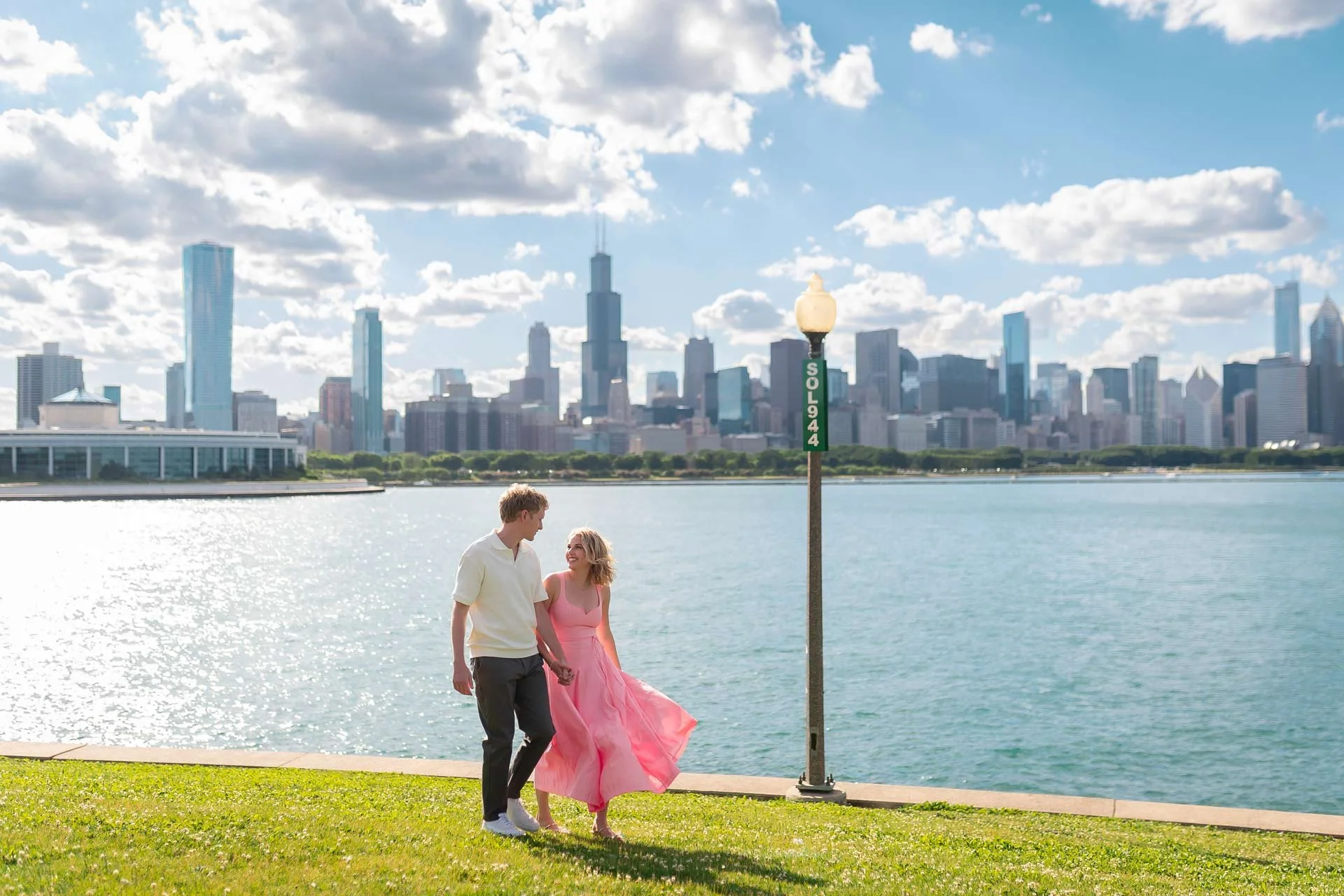 The-Adler-Planetarium-Chicago-Proposal-Engagement-Wedding-Photography6.jpg