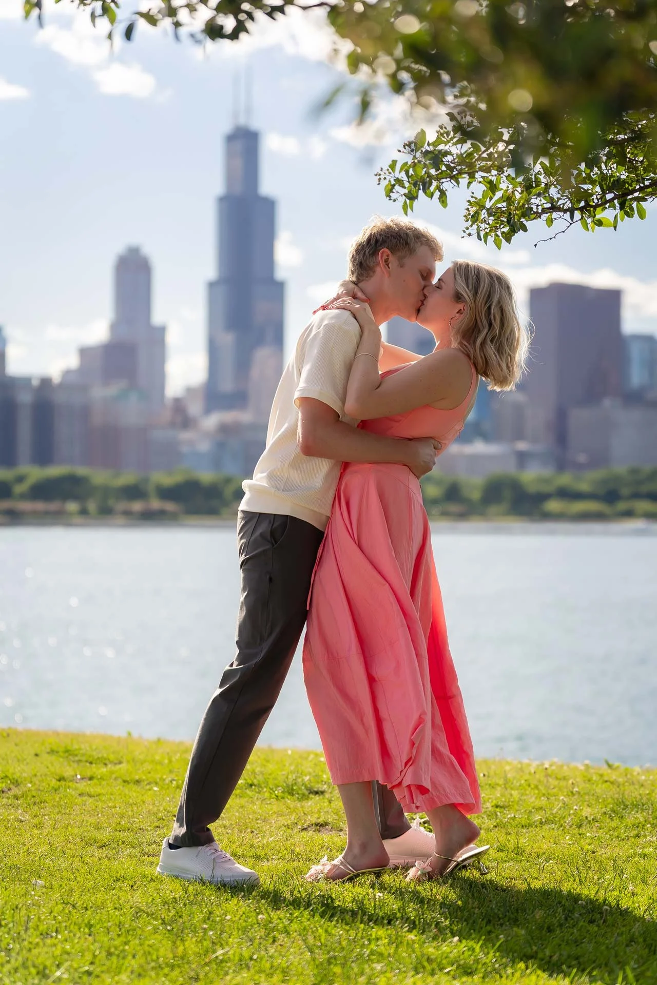 The-Adler-Planetarium-Chicago-Proposal-Engagement-Wedding-Photography13.jpg