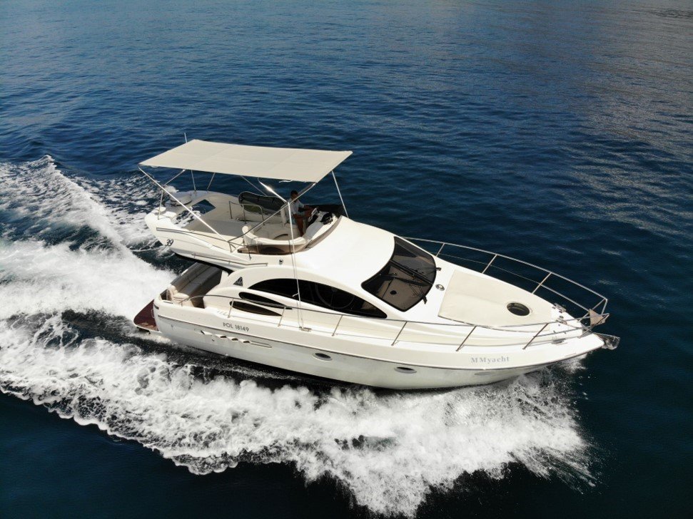 Azimut_39_Marbella6.jpeg
