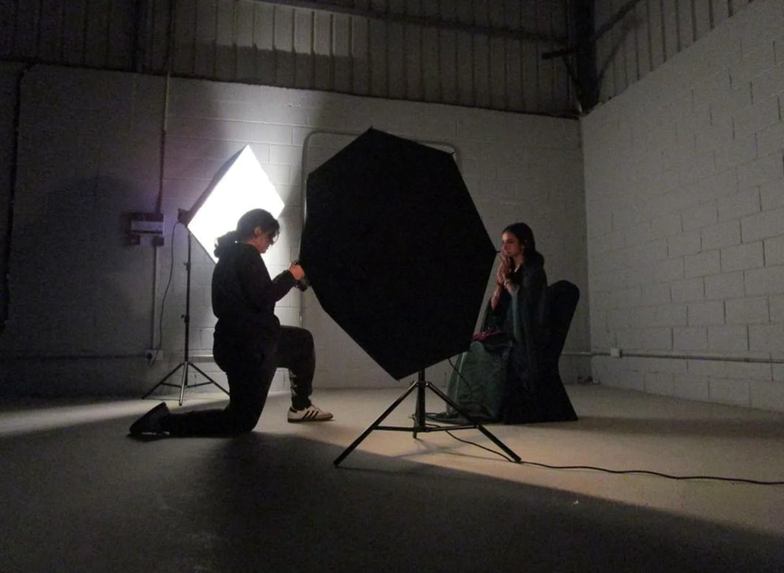 منصة منسوج: مهنة عارضات الأزياء في السعودية - تقرير ميداني