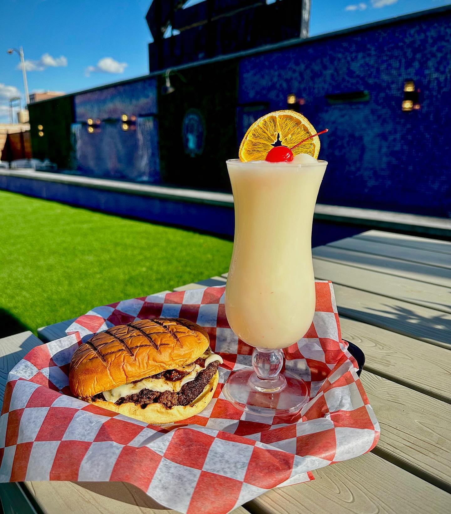 Juicy burger by Matera Grill paired with a tropical Pina Colada? Sign us up! 🍔🌴🍹 

Wed &amp; Thurs 5pm to 12am
Fri &amp; Sat 11am to 1am