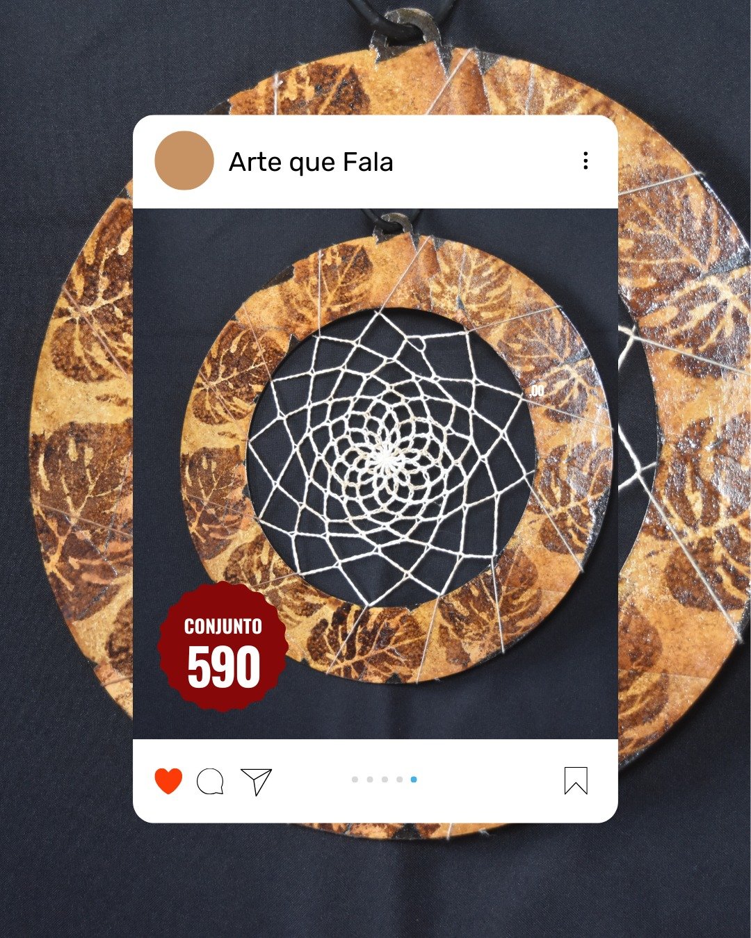 Exclusivo Conjunto &quot;Arte que Fala&quot;, um fascinante painel composto por 5 mandalas que s&atilde;o verdadeiras joias de criatividade e significado. Cada pe&ccedil;a &eacute; uma celebra&ccedil;&atilde;o da arte multit&eacute;cnica, combinando 