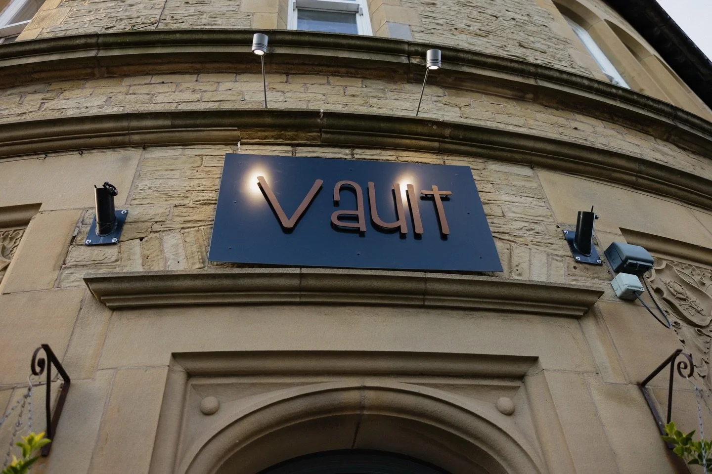 Saturday Set Menu
Treat yourself at a fraction of the price.
Join us at Vault every Saturday, 12&ndash;4pm