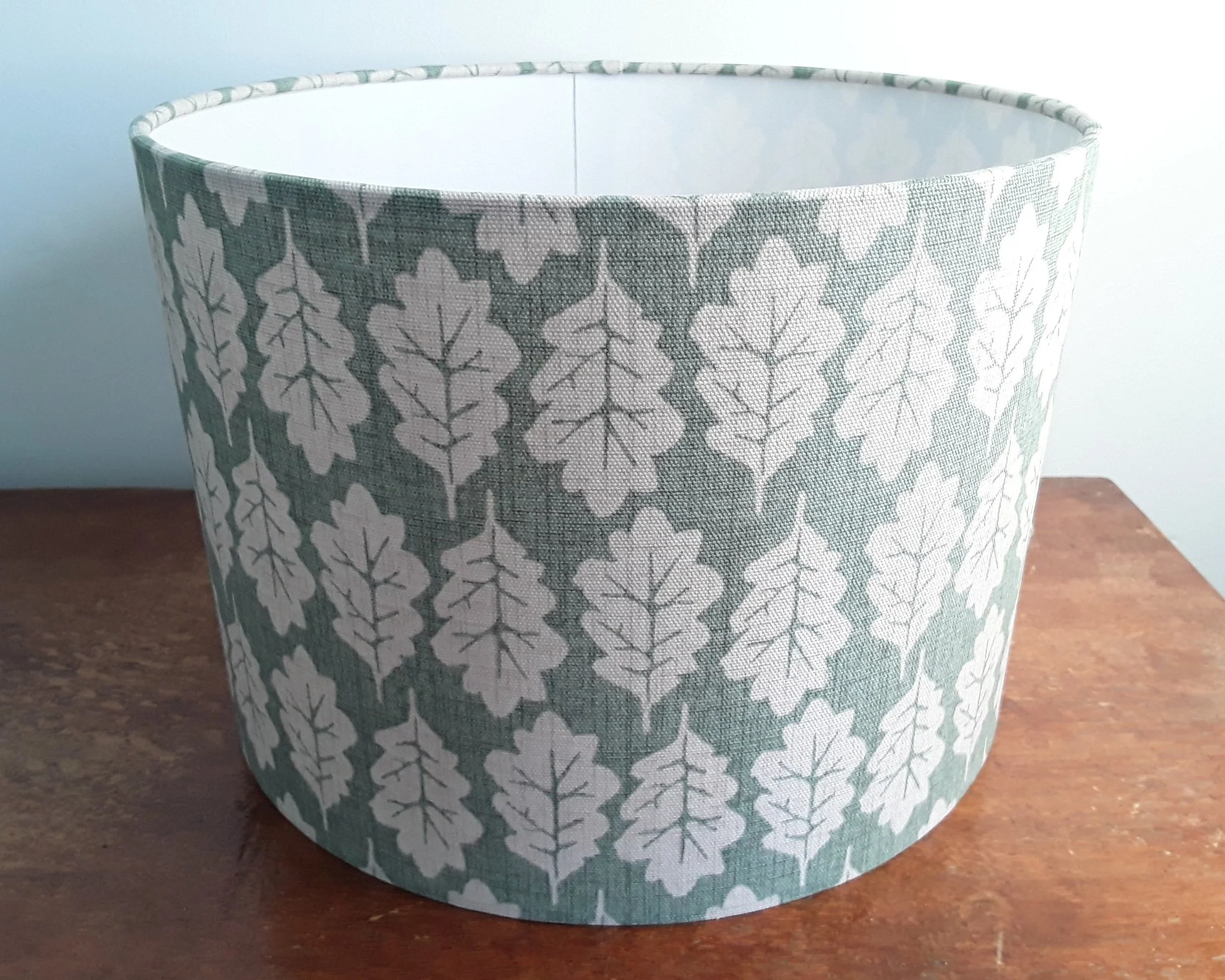 Oak+leaf+lampshade+green+%288%29.jpg
