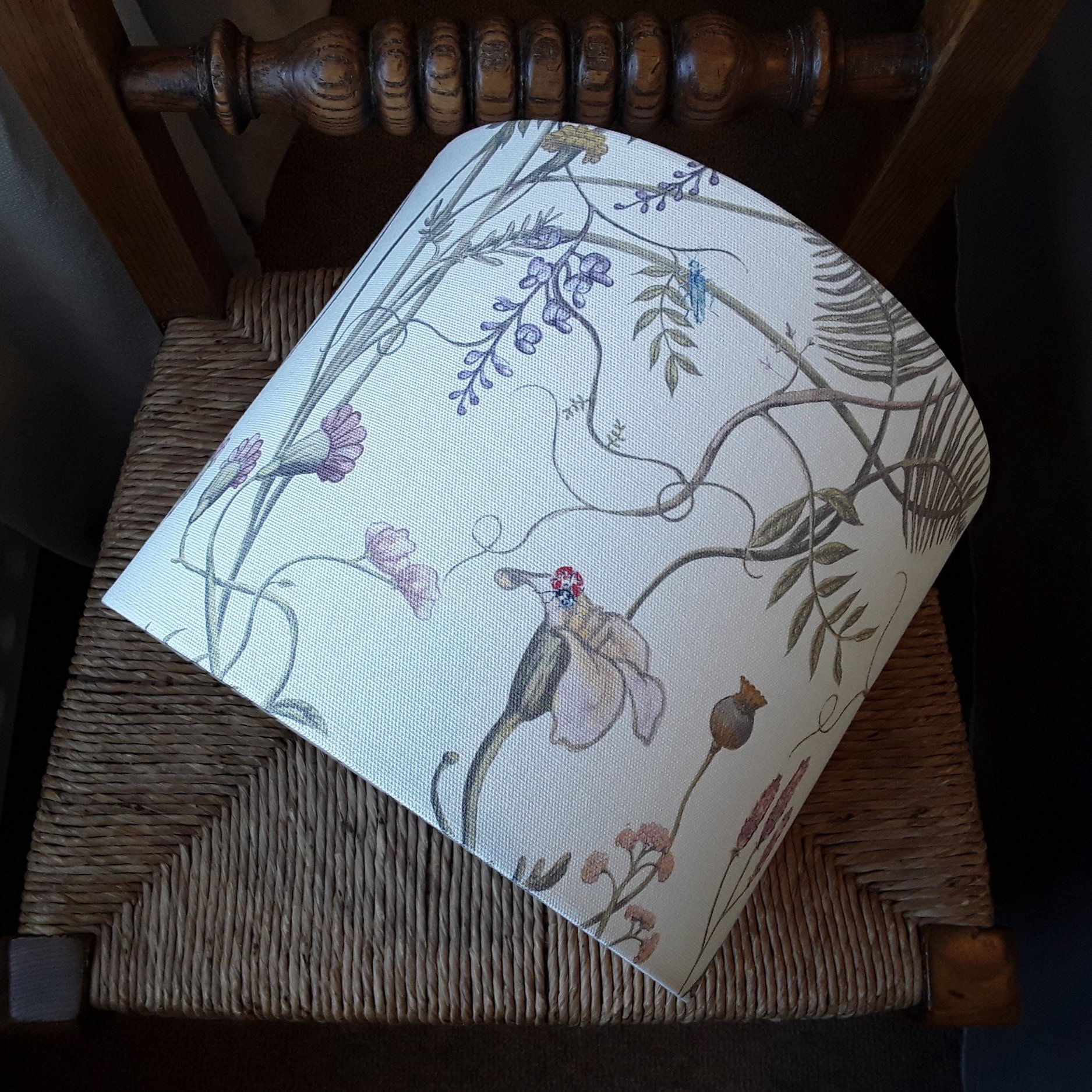 Wildflower+garden+Lampshade+Whisper+White+%281%29.jpg