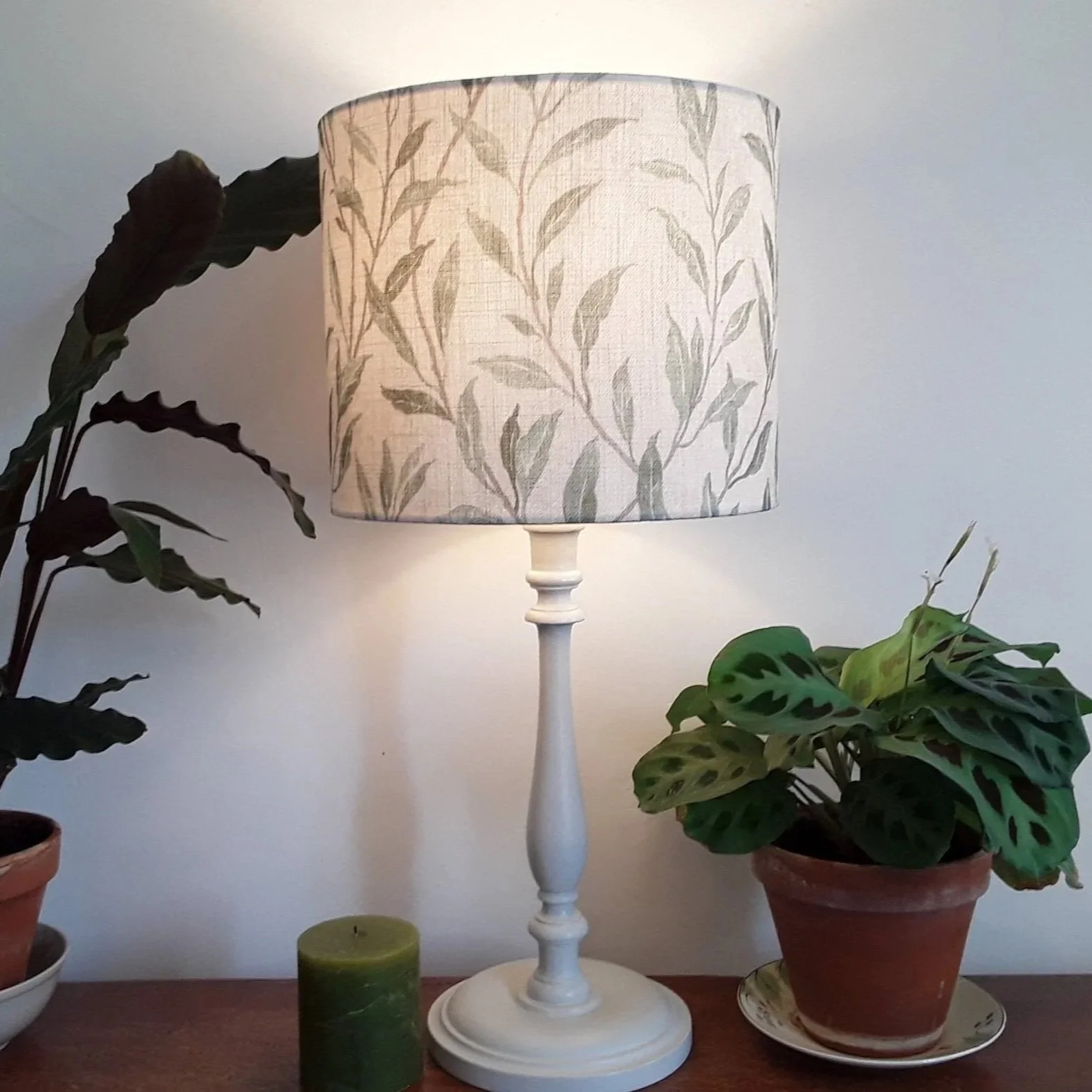 Osier%252BWillow%252Bgreen%252Blampshade%252B%2525281%252529.jpg