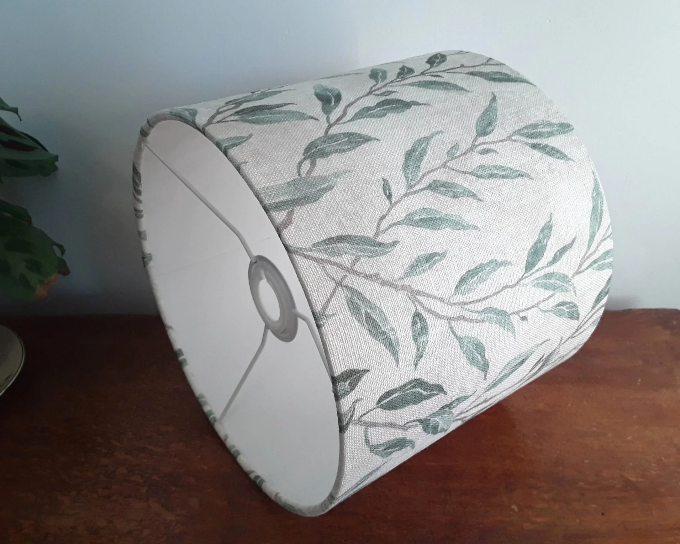 Osier%2BWillow%2Bgreen%2Blampshade%2B%25287%2529.jpg
