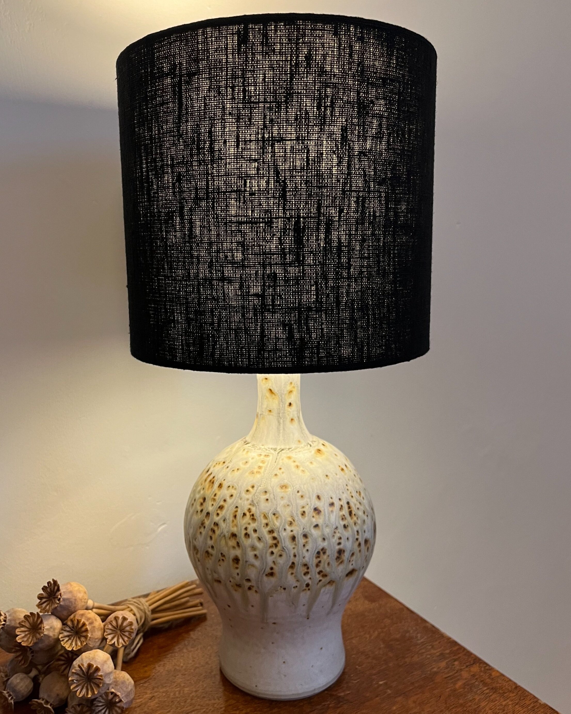 Noir+Black+linen+lampshade+%287%29.jpg