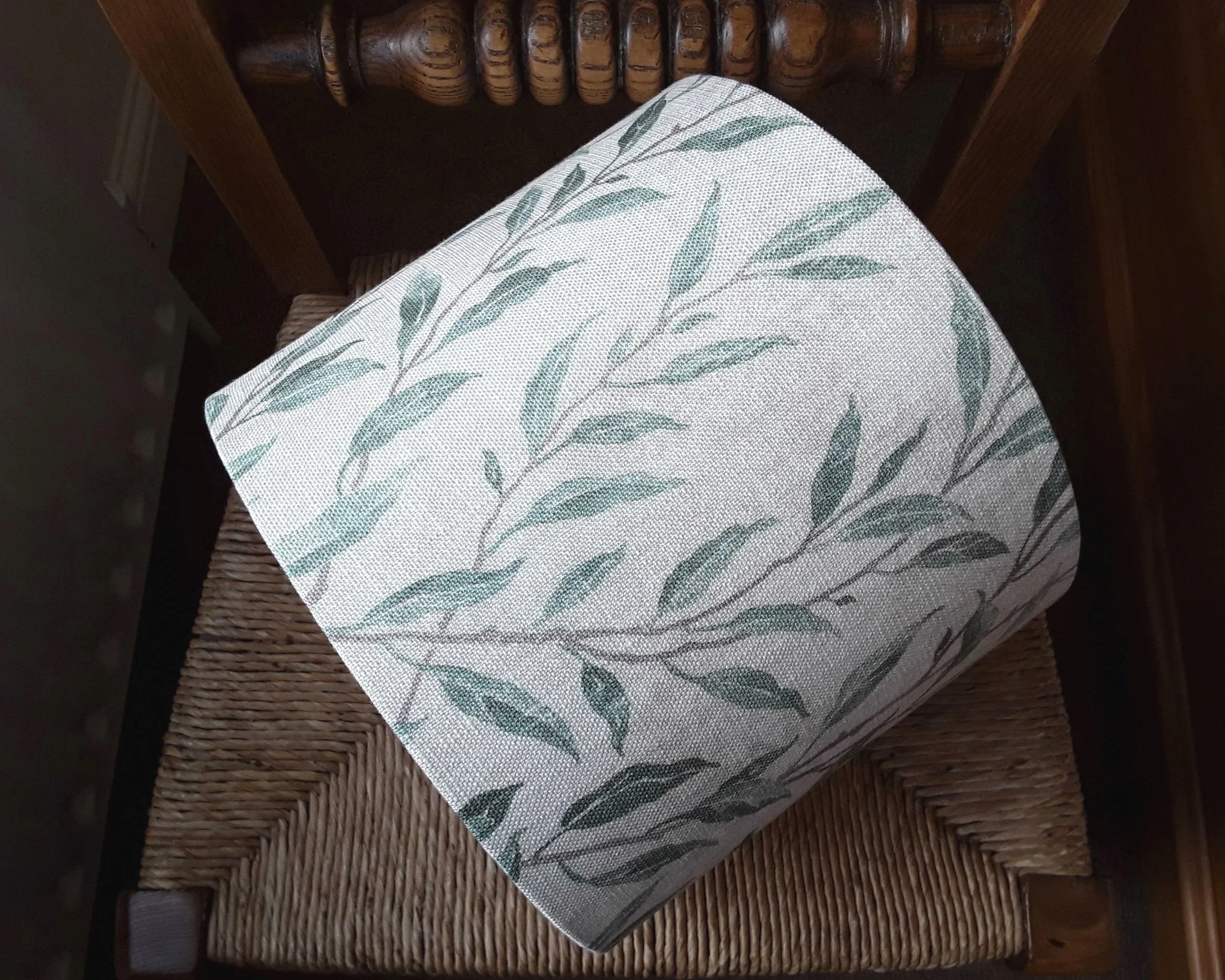 Osier%2BWillow%2Bgreen%2Blampshade%2B%25289%2529.jpg