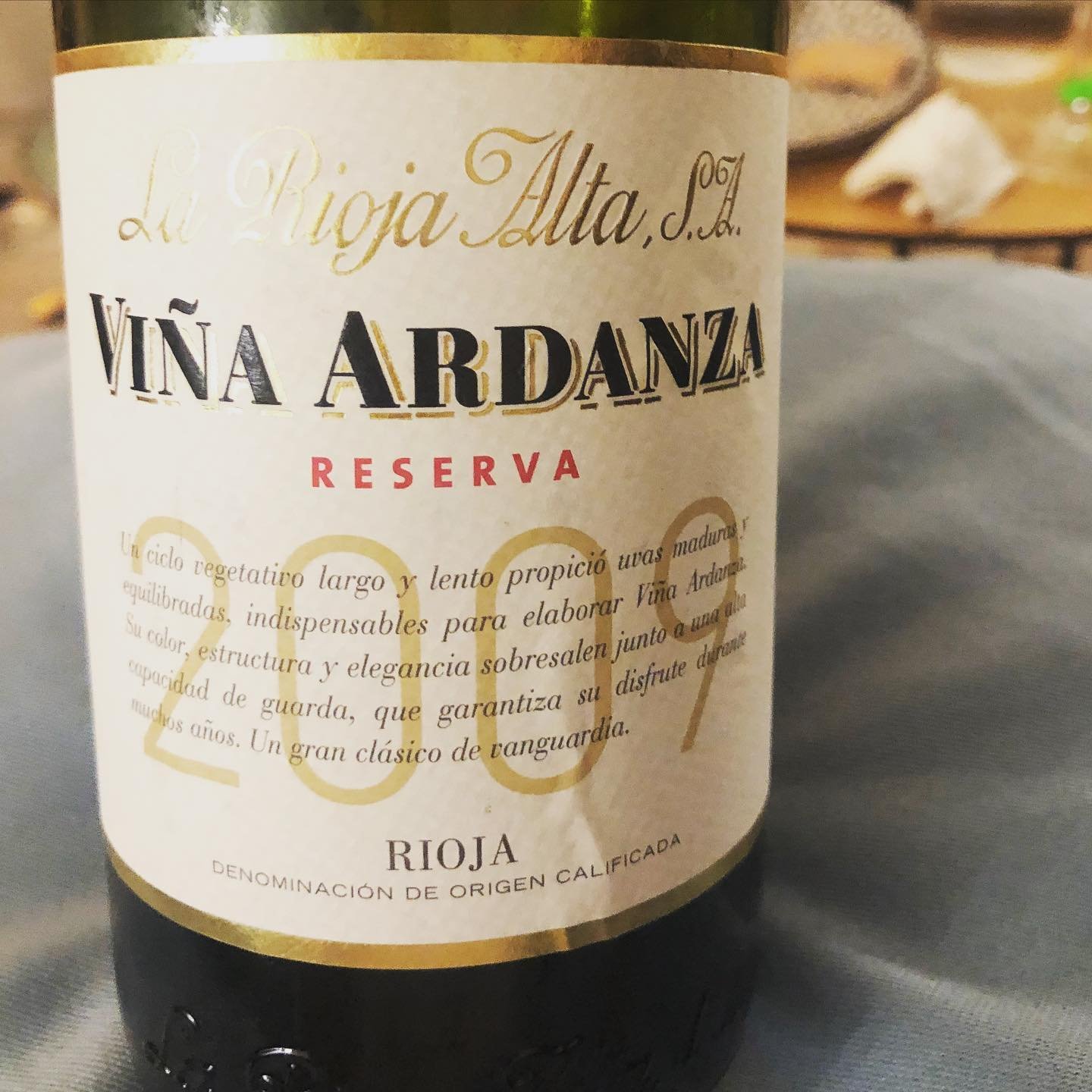 VIÑA ARDANZA RESERVA 2009 - LA RIOJA ALTA - RIOJA DO, Spain.