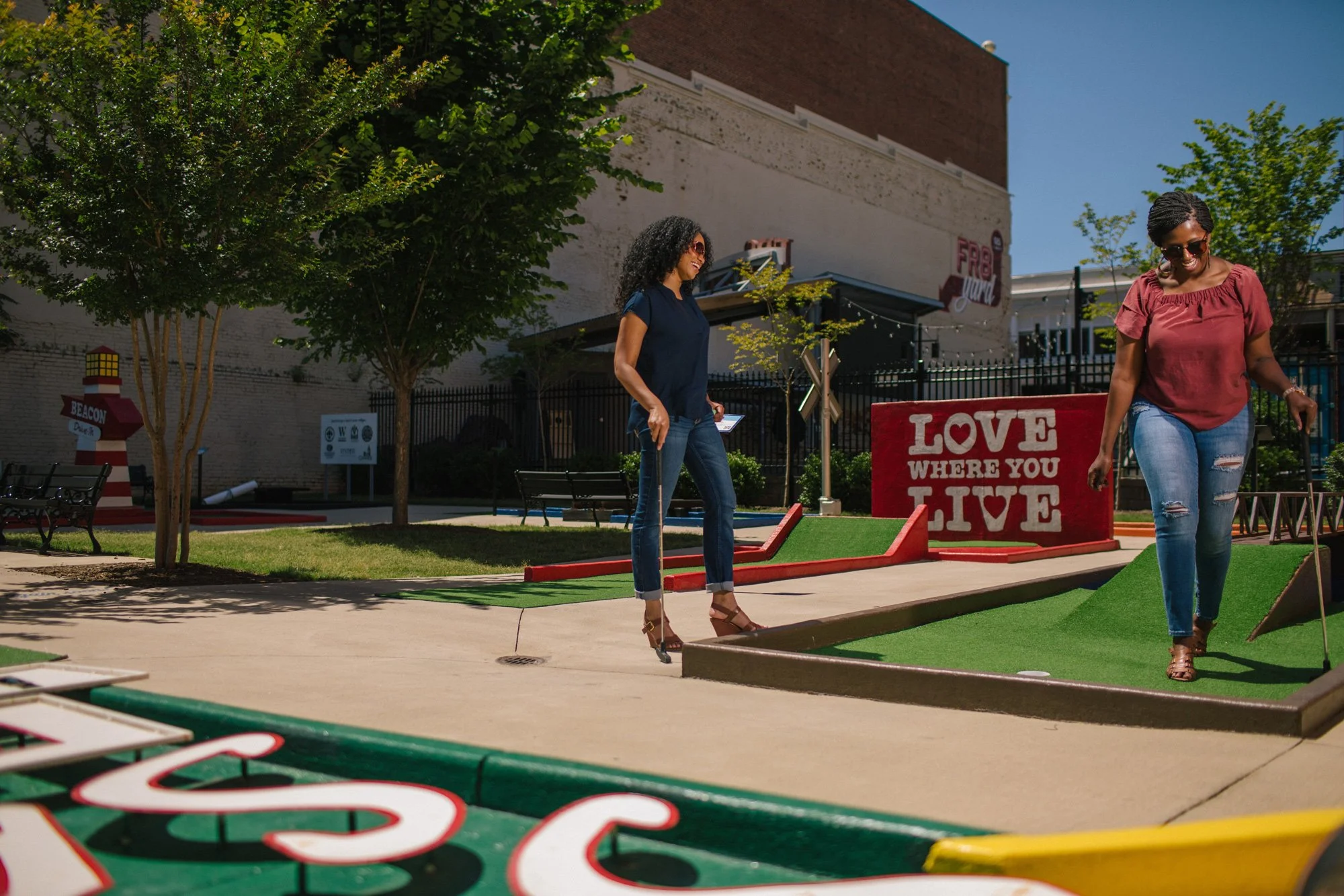 Sparkle City Mini Putt