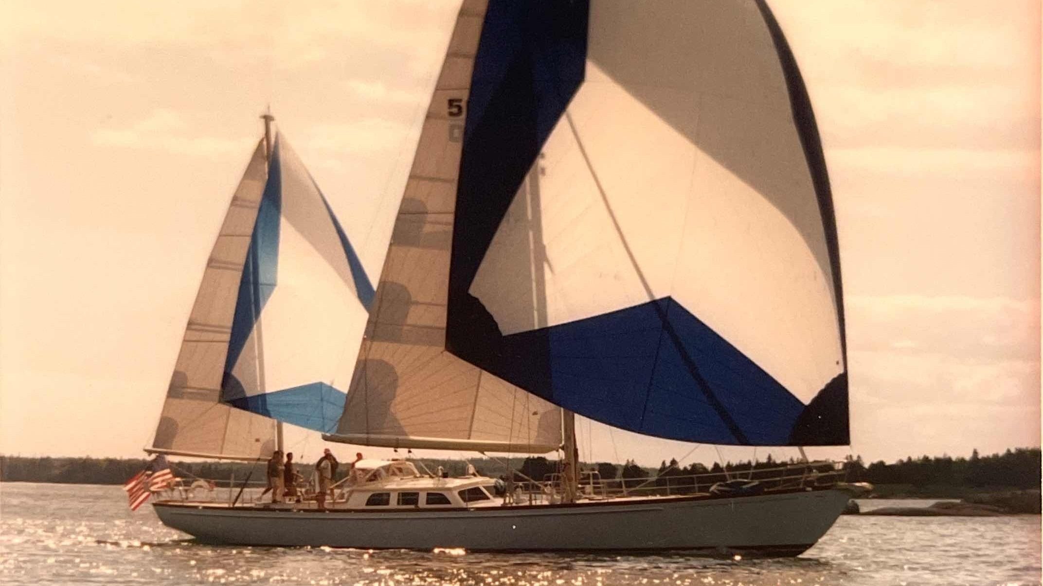 At+sea+with+Spinnaker.jpg